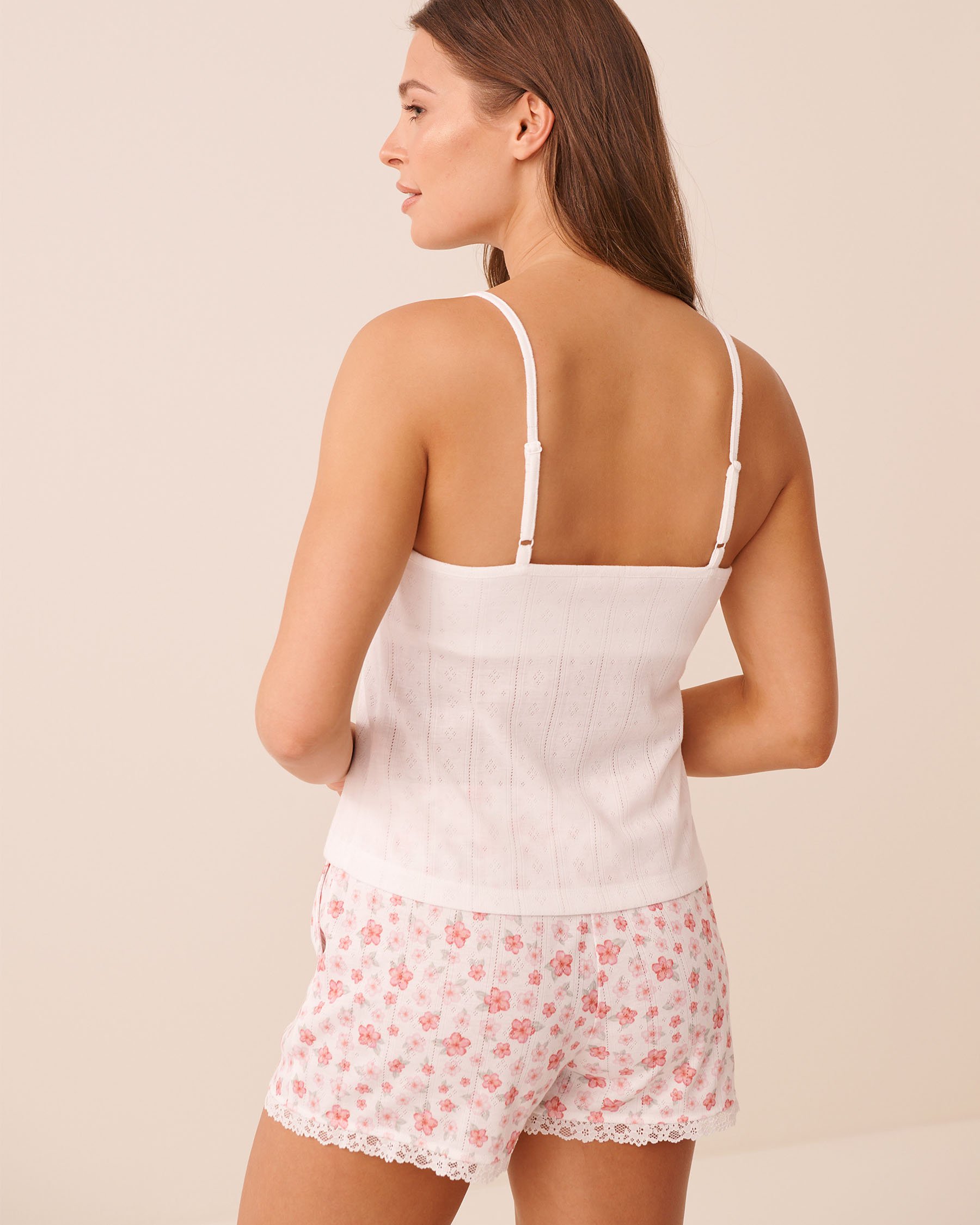 LA VIE EN ROSE Hibiscus-Embroidered Pointelle Cami with Shelf Bra White 40100869 - View2