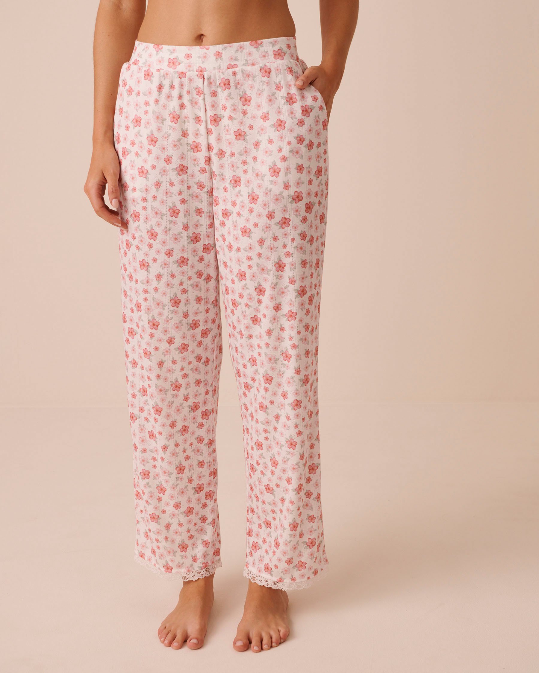 LA VIE EN ROSE Hibiscus Print Lace Trim Pointelle Pajama Pants White 40200852 - View1