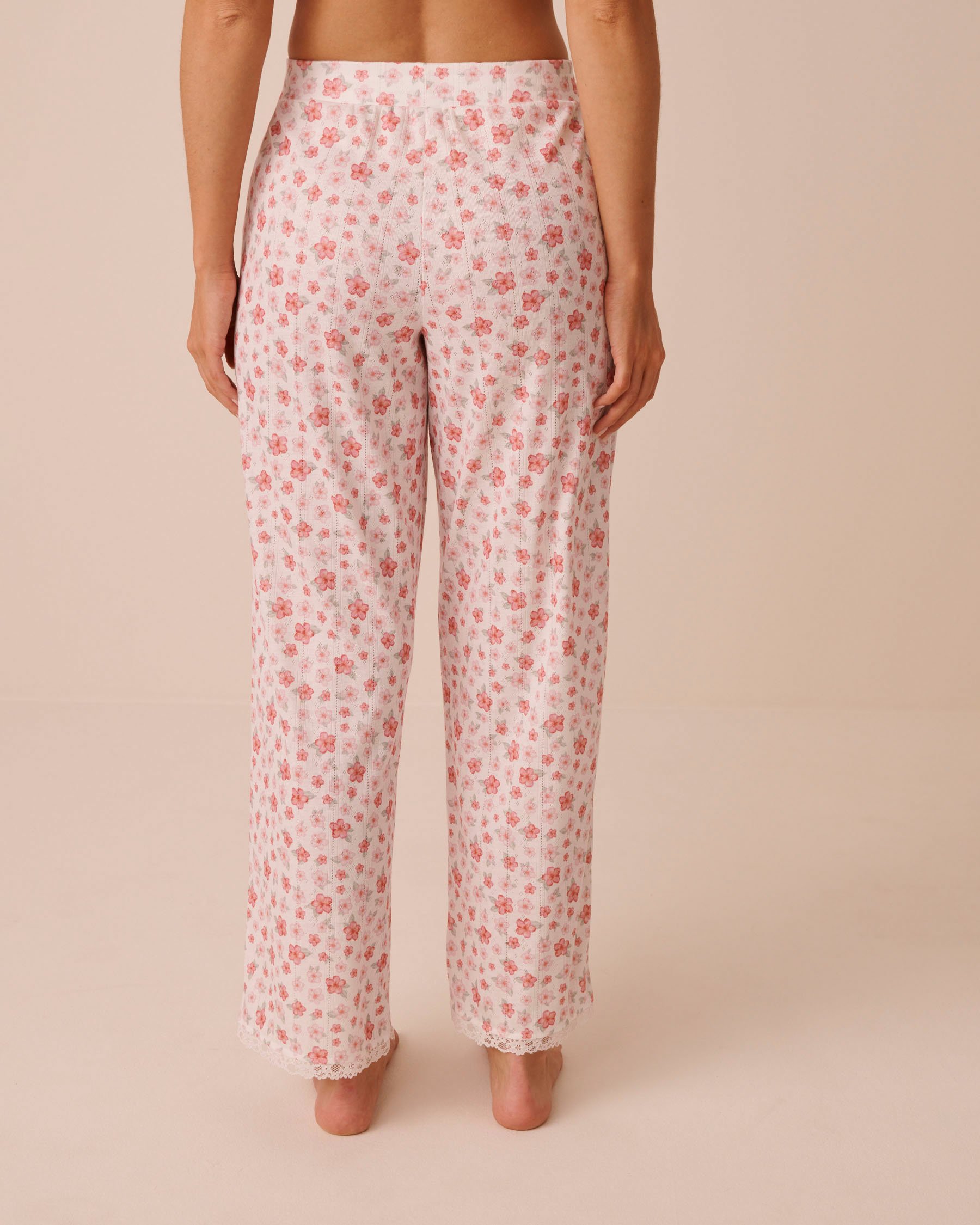 LA VIE EN ROSE Hibiscus Print Lace Trim Pointelle Pajama Pants White 40200852 - View2