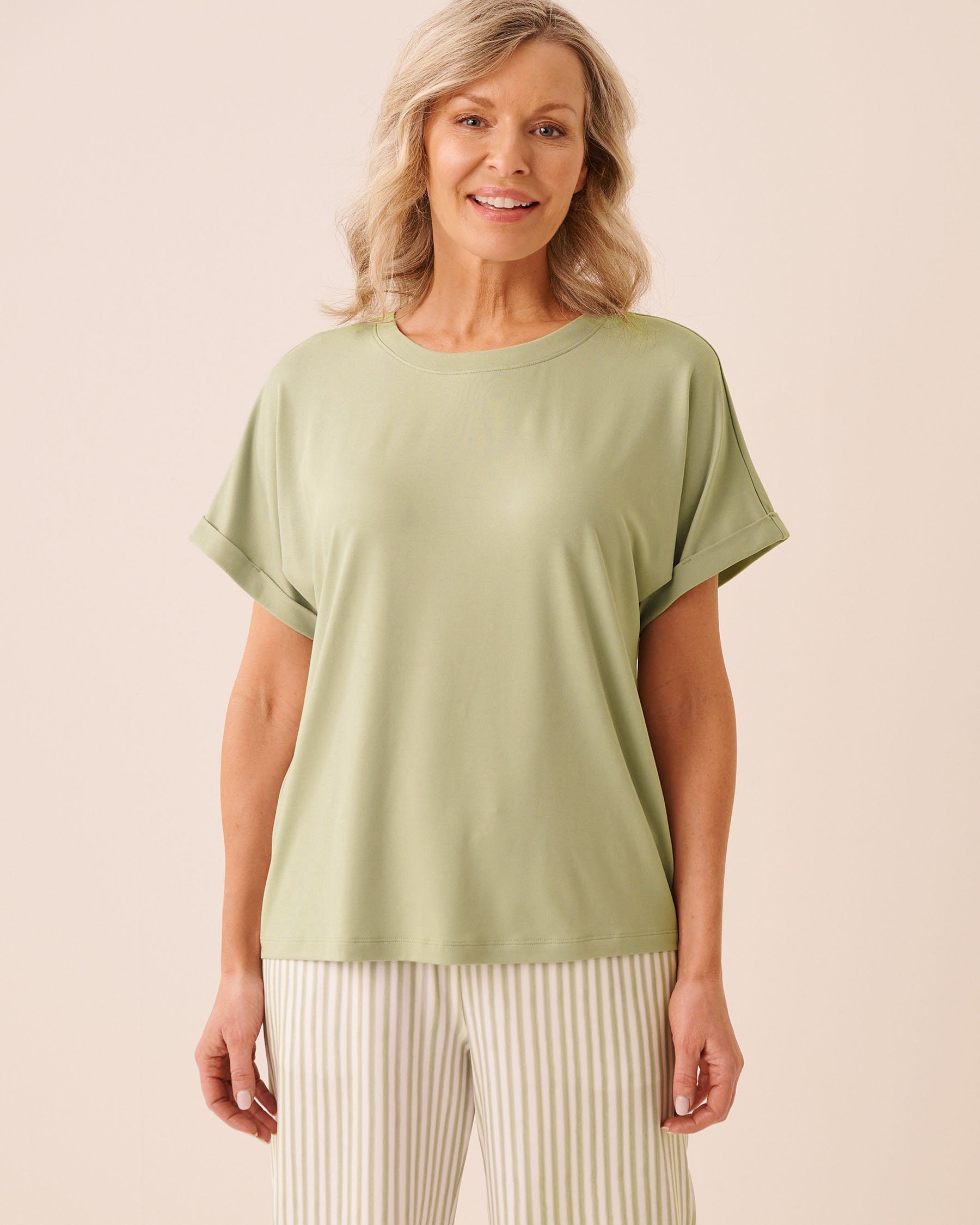 LA VIE EN ROSE Super Soft T-shirt Pistachio Green 40100863 - View1
