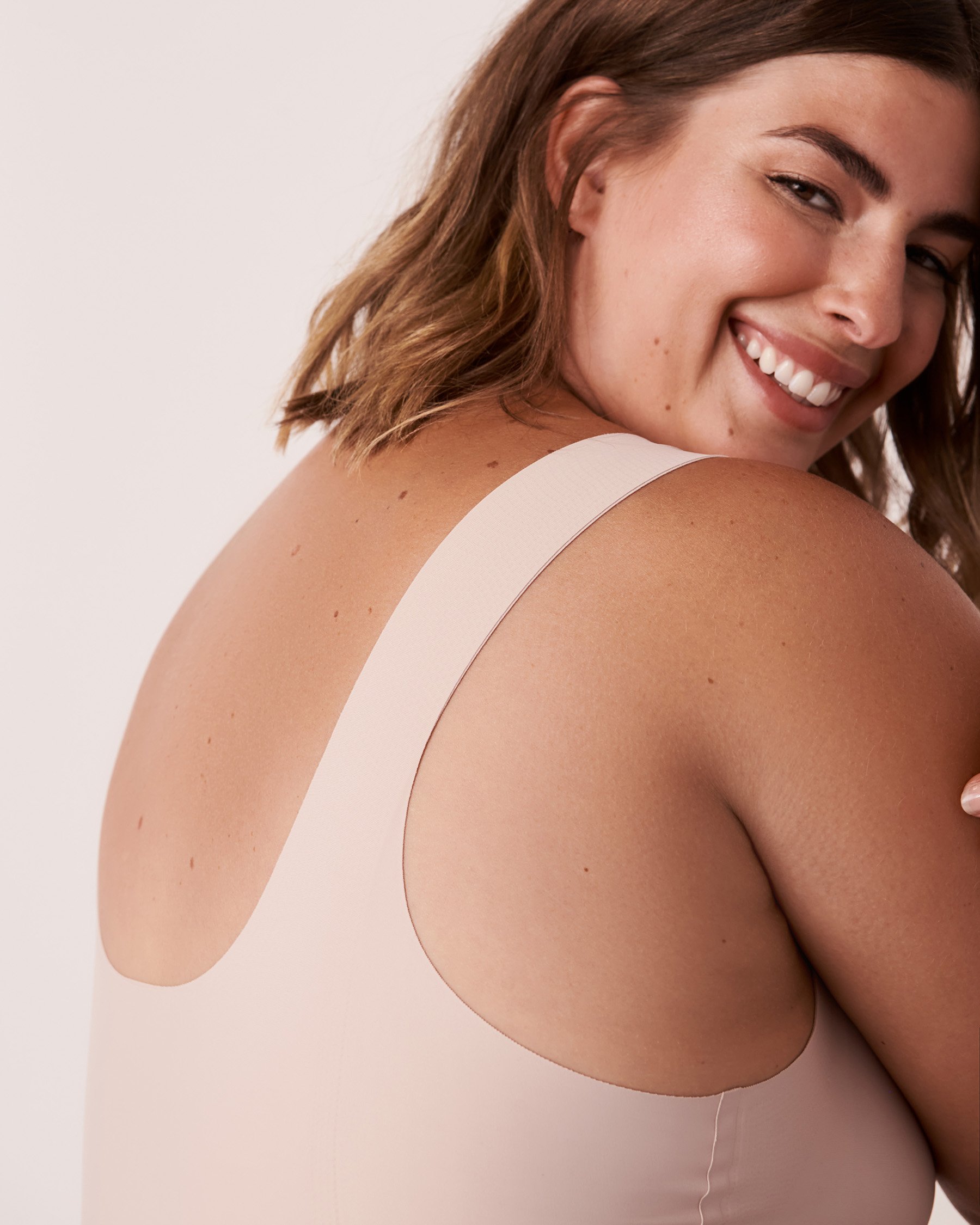 LA VIE EN ROSE Lightly Lined Lounge Tank Bra Shadow grey 10200082 - View3