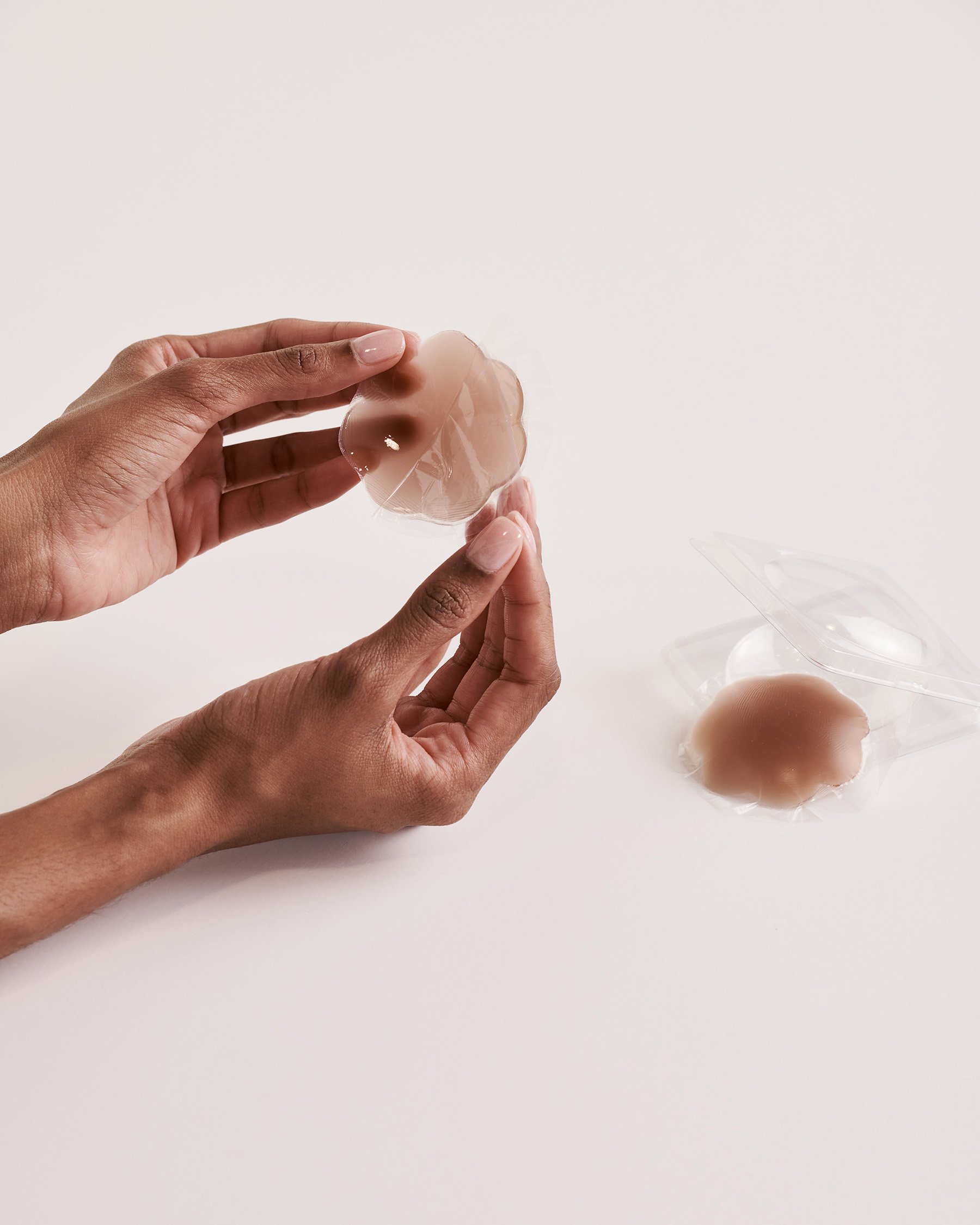 LA VIE EN ROSE Cache-mamelons réutilisables en silicone souple Tiramisu BF70003 - Voir2