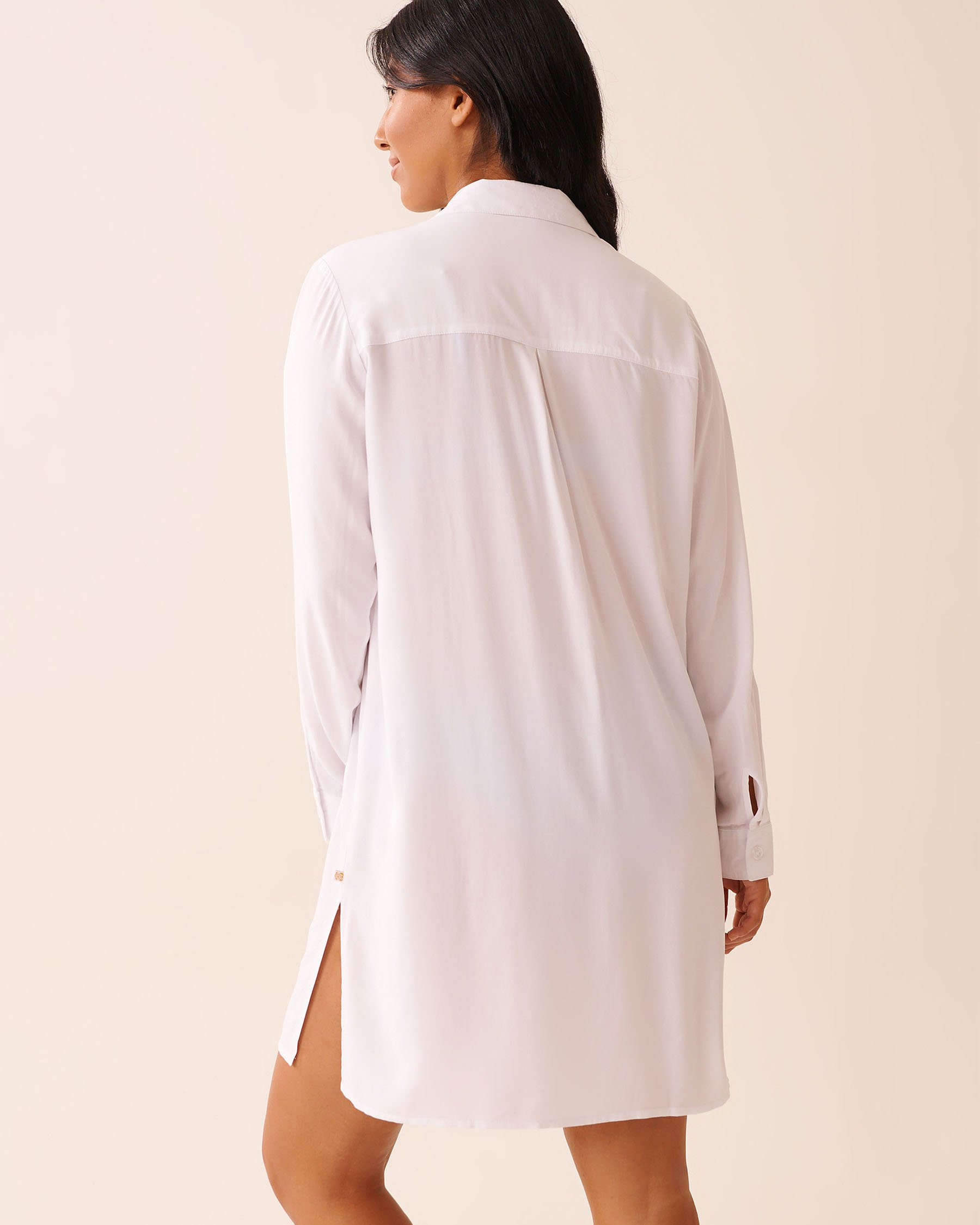 LA VIE EN ROSE AQUA Long Button-down Shirt White 80400072 - View2