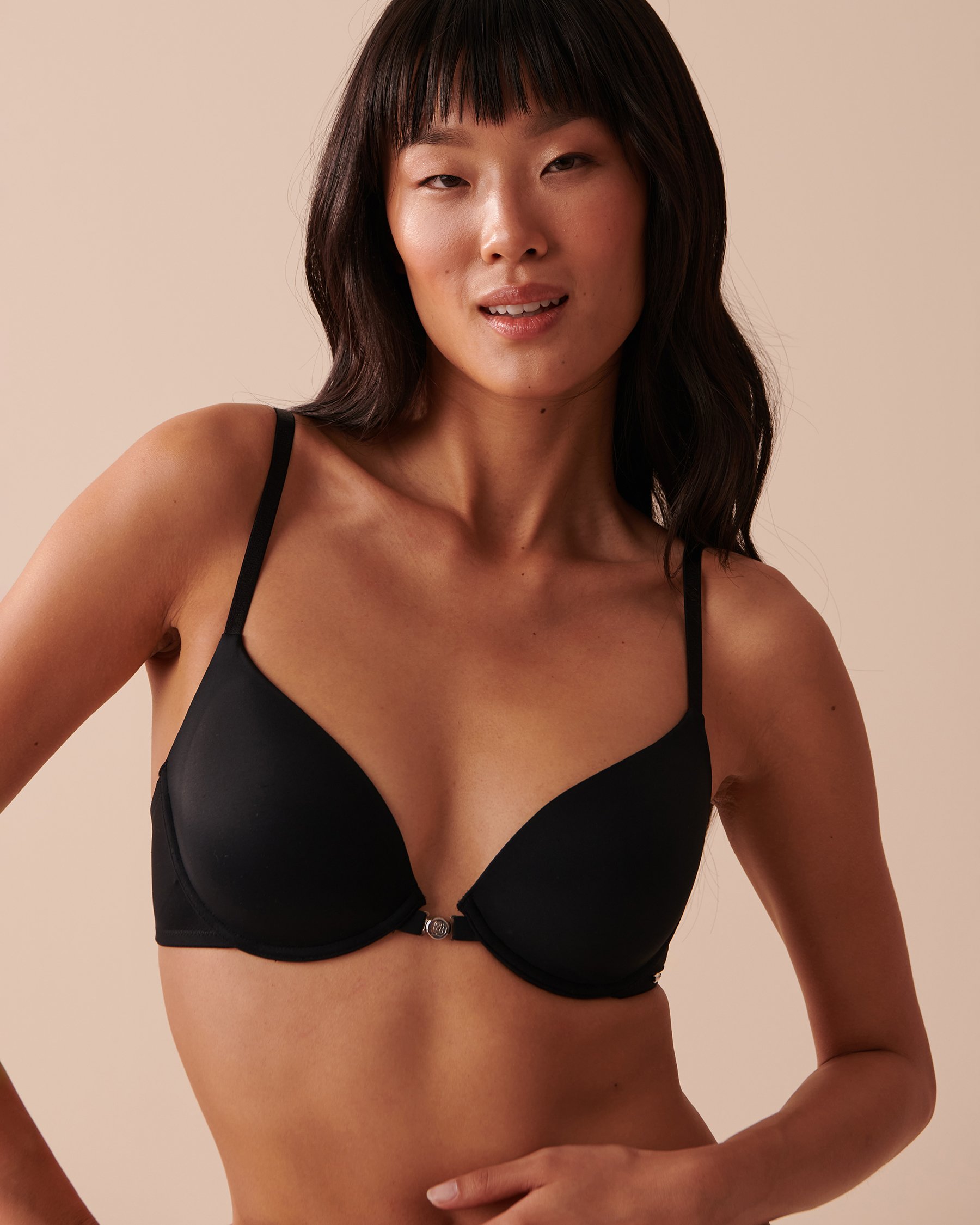 LA VIE EN ROSE Lightly Lined Front Closure Demi Bra Black 10200376 - View4