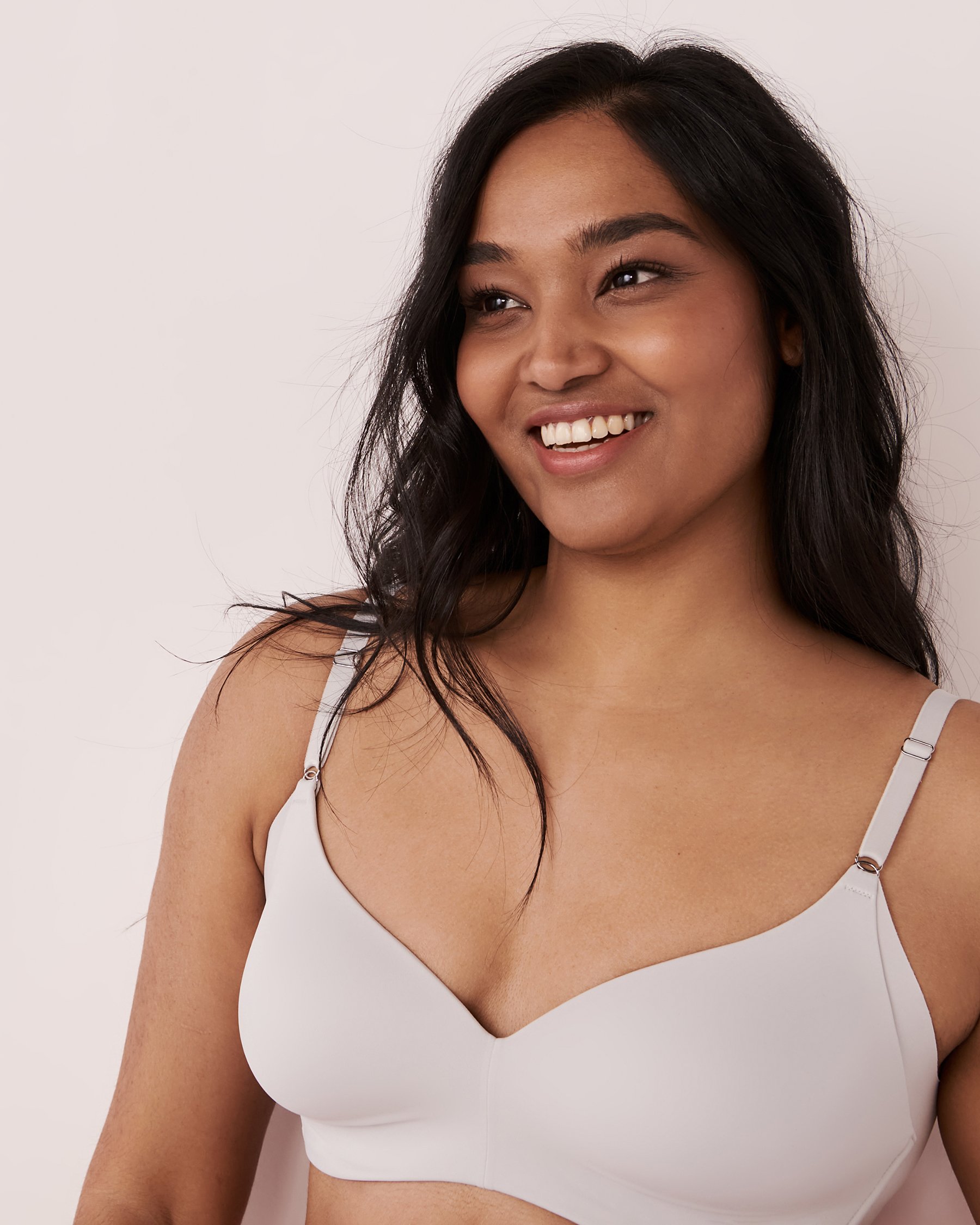 LA VIE EN ROSE Lightly Lined Wireless Sleek Back Bra Grey 169-113-2-00 - View4