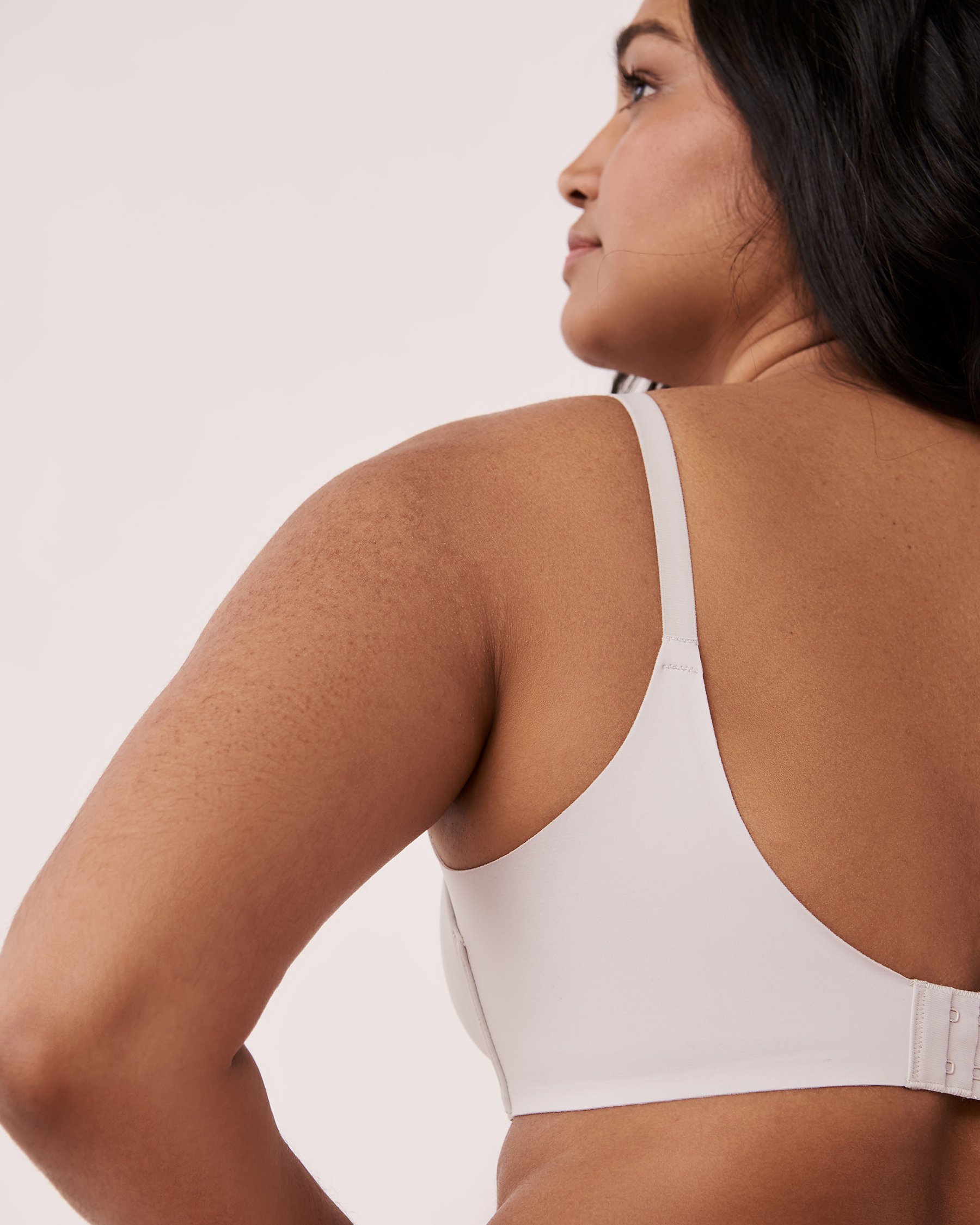 LA VIE EN ROSE Lightly Lined Wireless Sleek Back Bra Grey 169-113-2-00 - View6