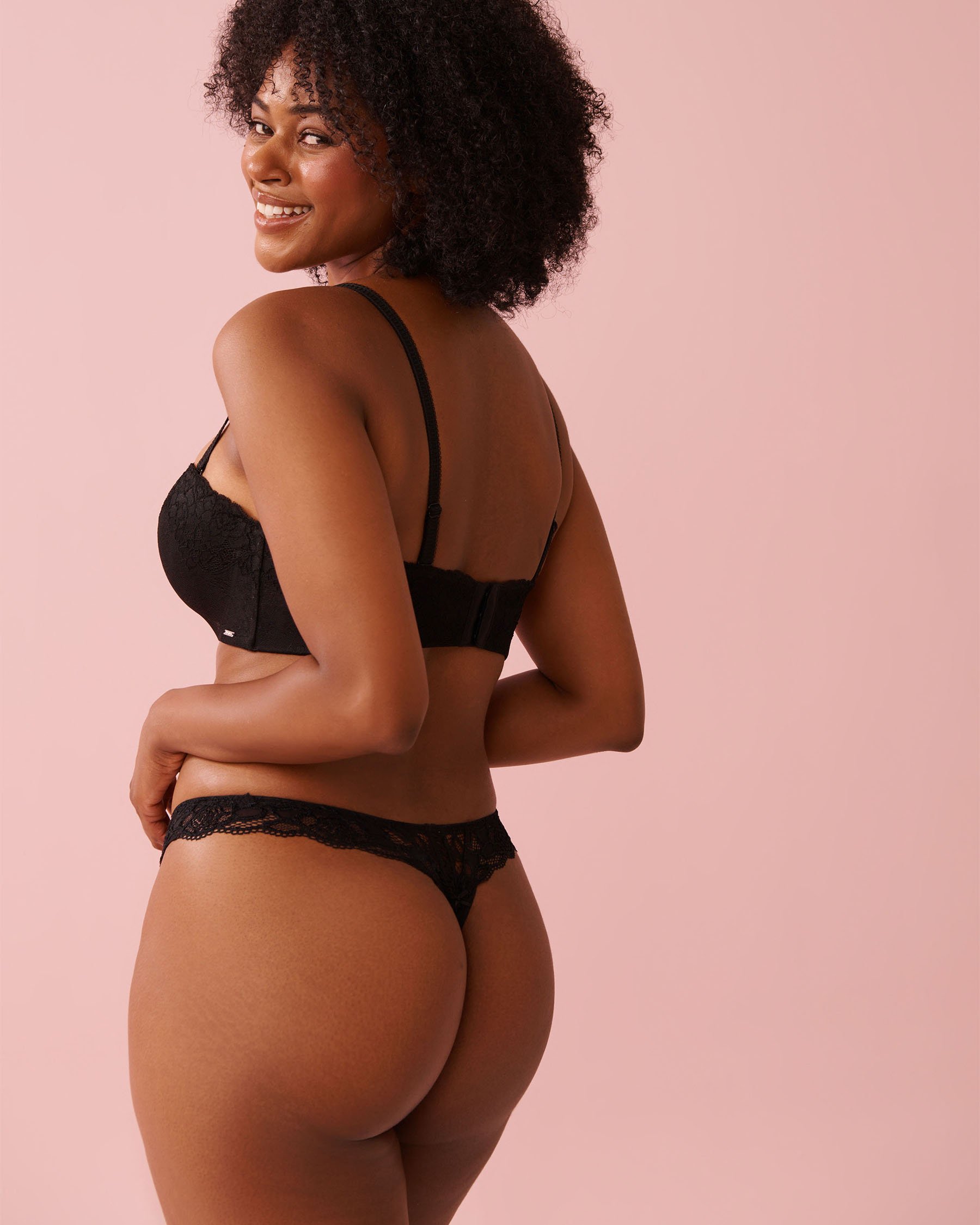 LA VIE EN ROSE Soutien-gorge doublure légère mousse mémoire sans bretelles Noir 618-112-1-00 - View7