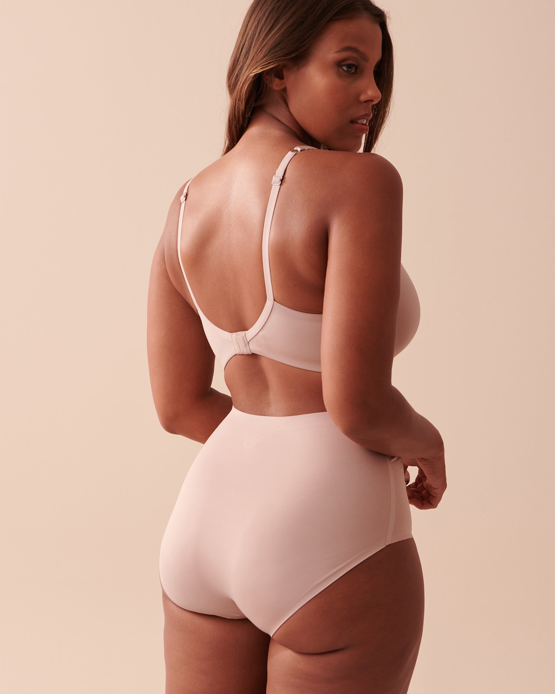 LA VIE EN ROSE Soutien-gorge doublure légère demi-buste flexible Ombre grise 10200079 - Voir3