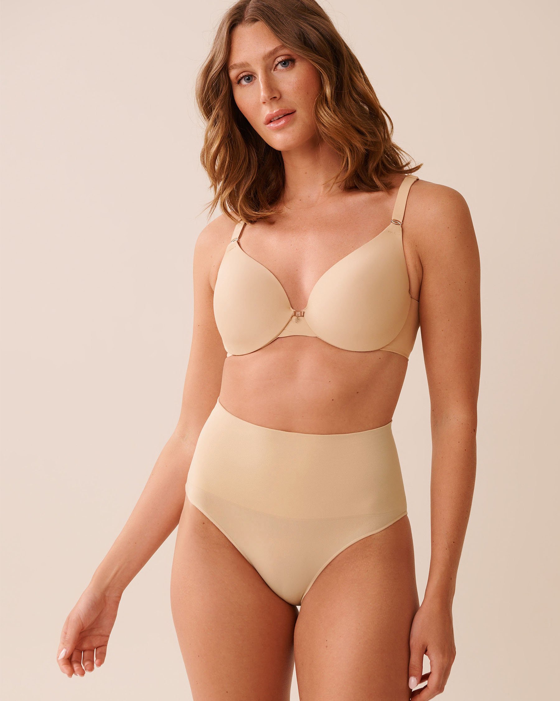 LA VIE EN ROSE Light Support Seamless Fabric High Waist Shaper Bikini Hazelnut 30200007 - View3