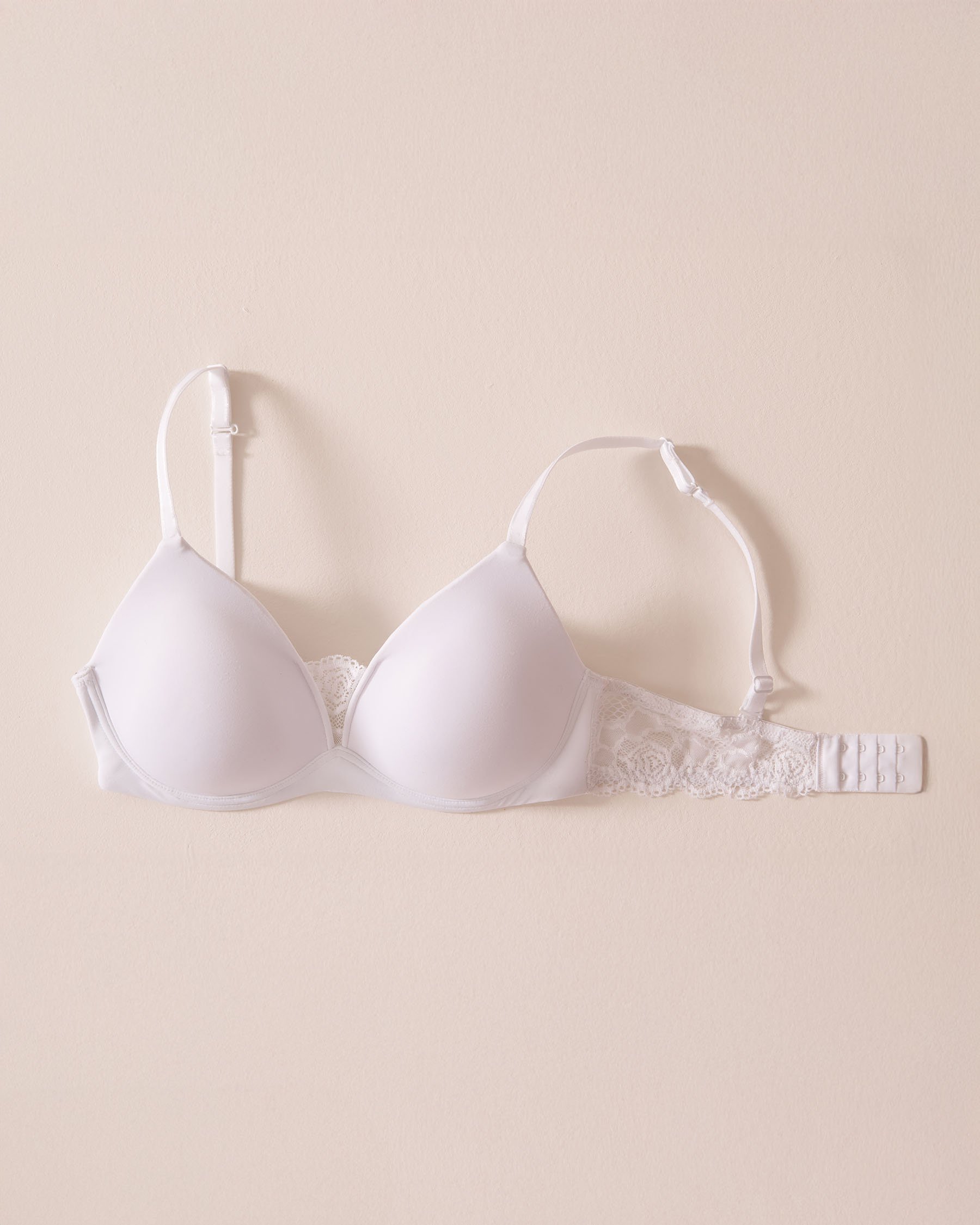 LA VIE EN ROSE Lightly Lined Wireless Mastectomy Bra White 389-110-4-00 - View5