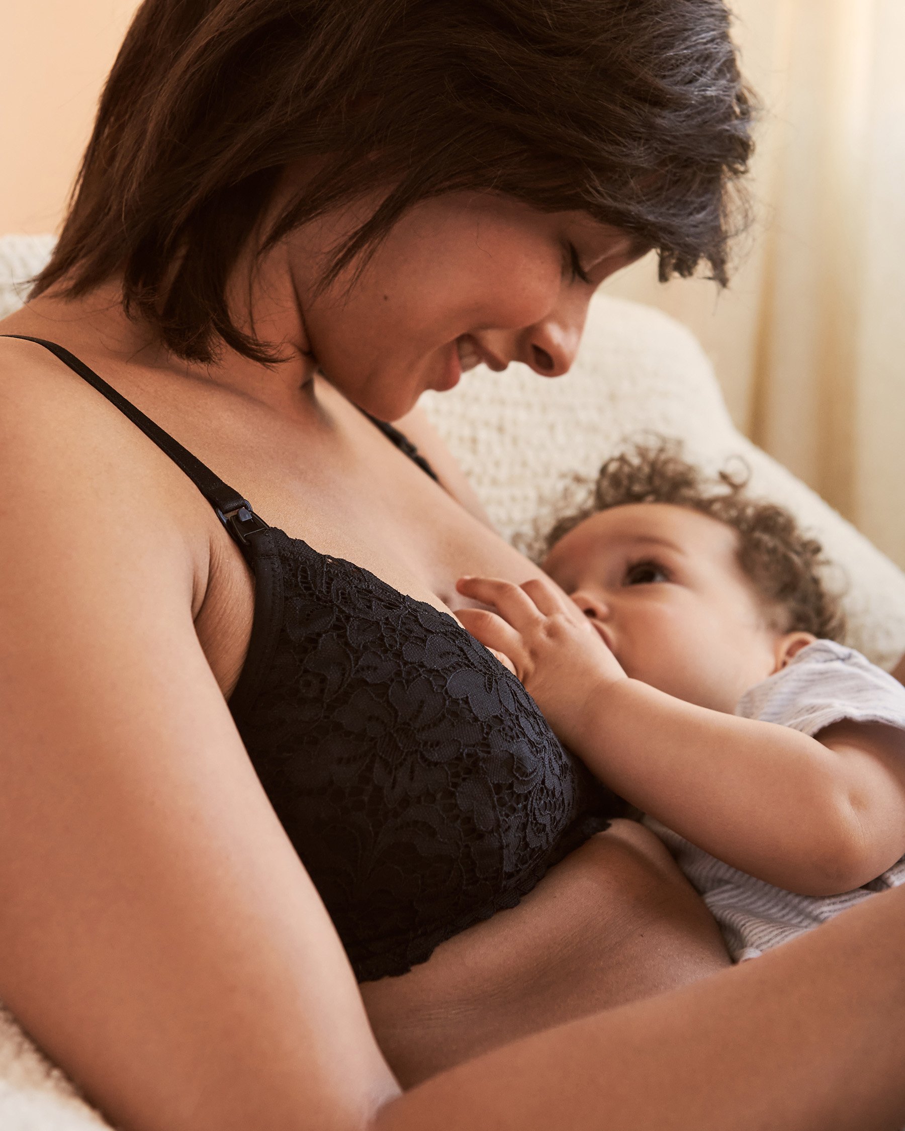 LA VIE EN ROSE Nursing Lace Bralette Black 10100056 - View4