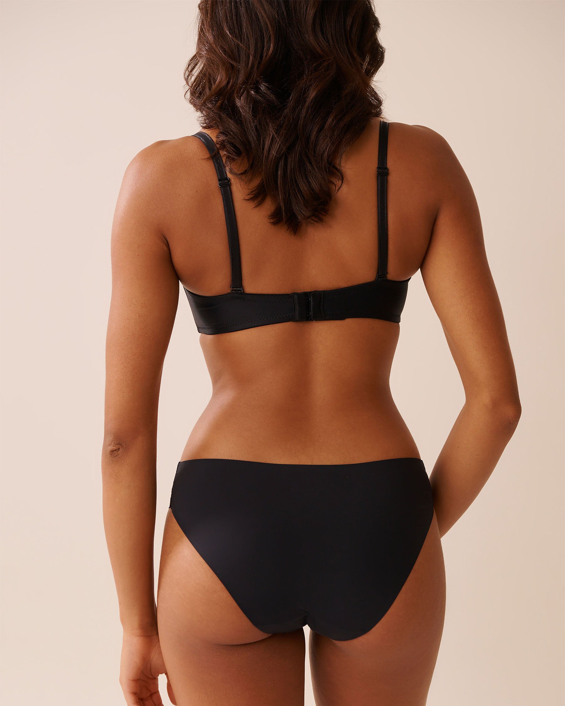 LA VIE EN ROSE Culotte menstruelle coupe bikini avec dentelle absorption régulière Noir 20400006 - Voir2