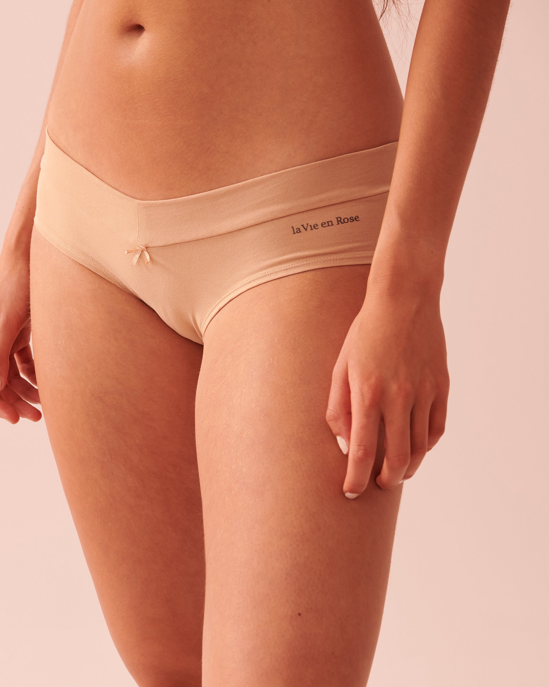LA VIE EN ROSE Lot de 5 culottes aux hanches en coton Noir/Latte 564213000-5P - Voir3