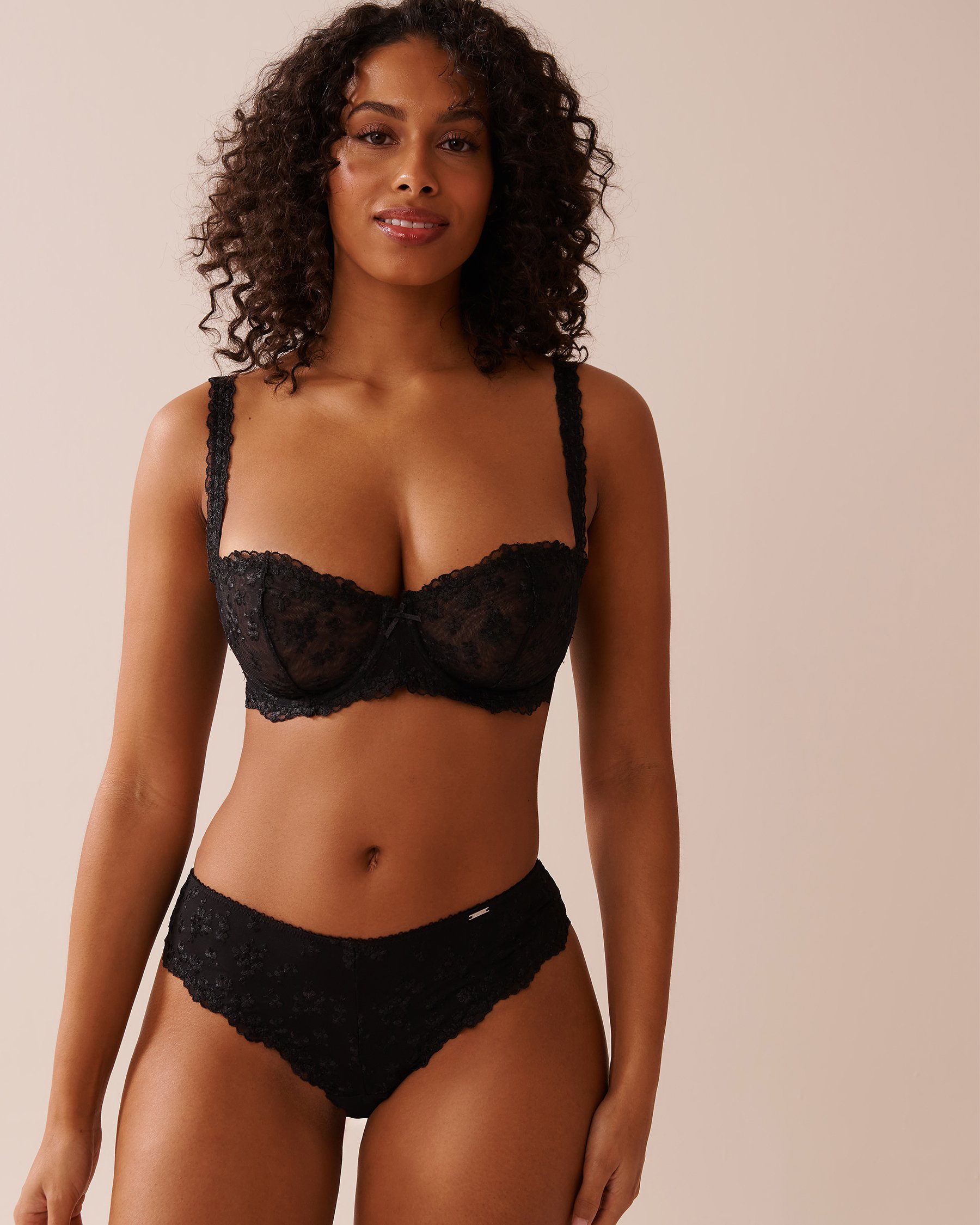 LA VIE EN ROSE Culotte cheeky résille brodée Noir 20300393 - View3