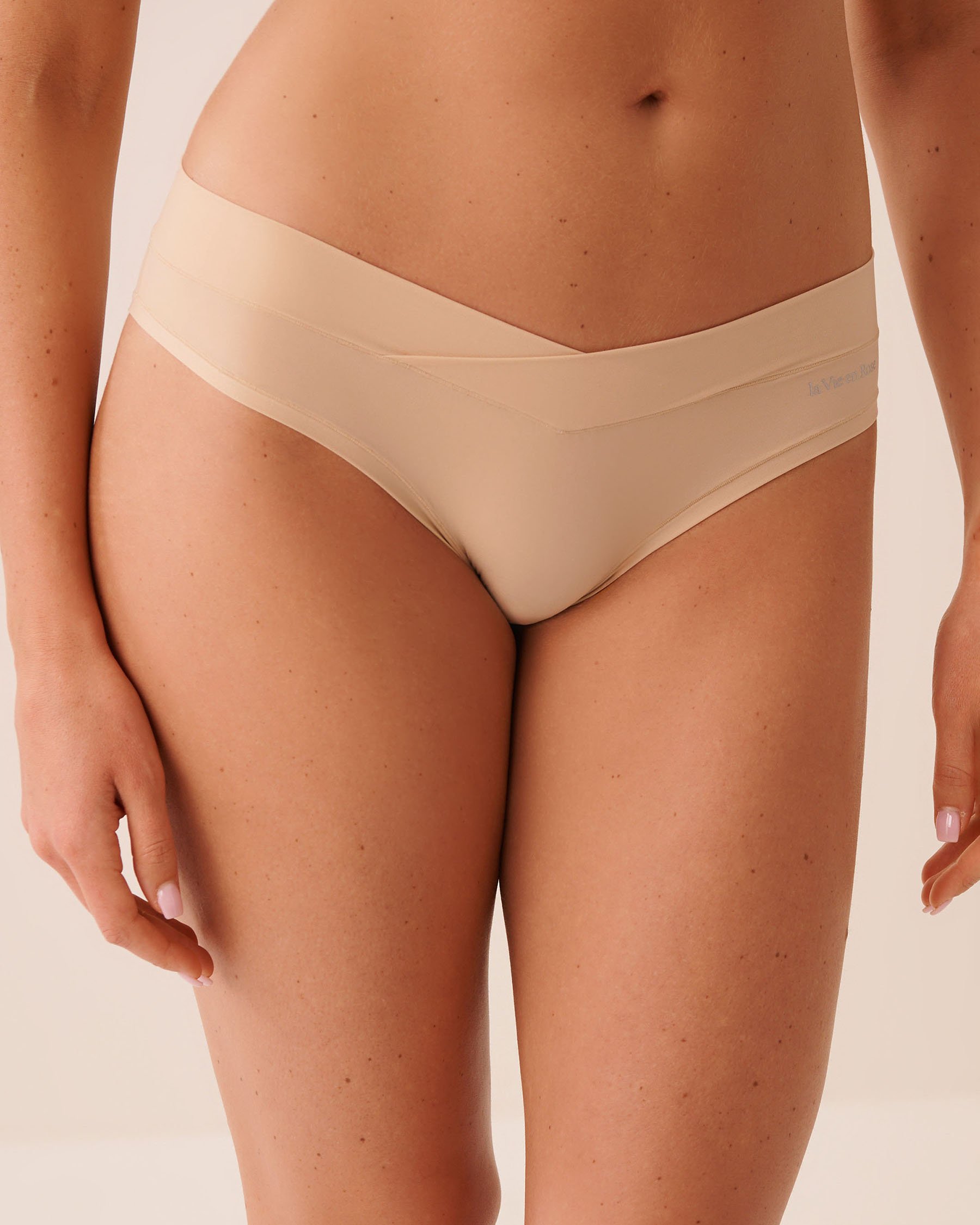 LA VIE EN ROSE Perfect Fit Bikini Panty Hazelnut 20200475 - View1