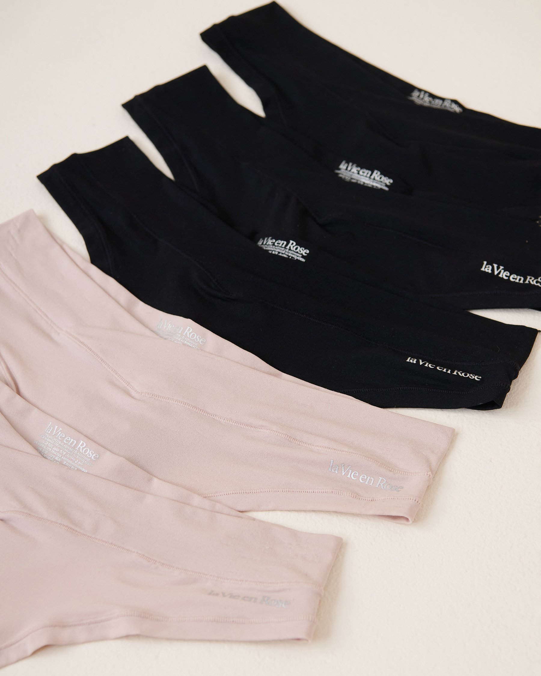 LA VIE EN ROSE Lot de 5 culottes tanga fit parfait Noir/Ombre grise 20200474 5PK - Voir2