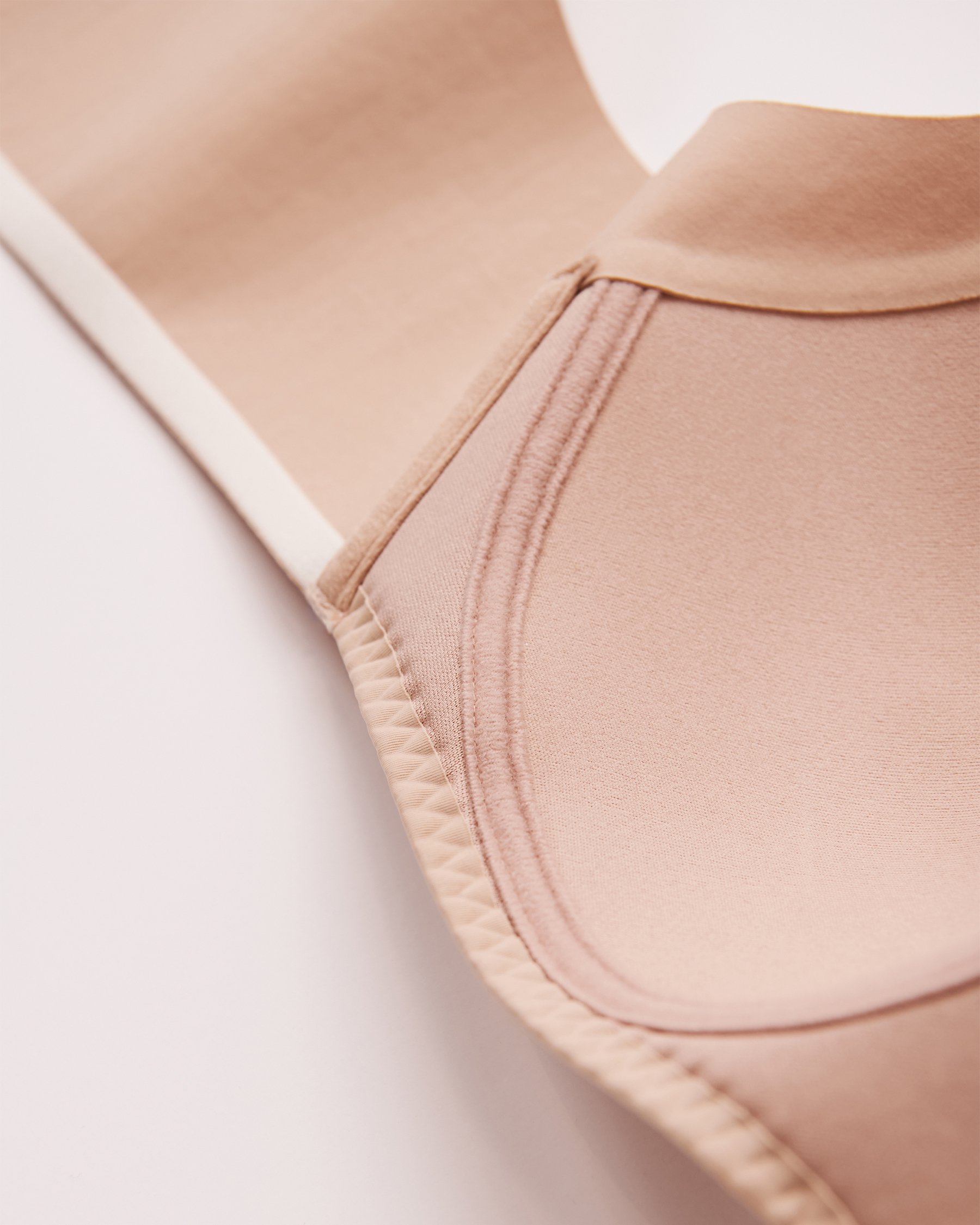 LA VIE EN ROSE Soutien-gorge doublure légère sans armatures dos lisse Latte 169-113-2-00 - Voir6