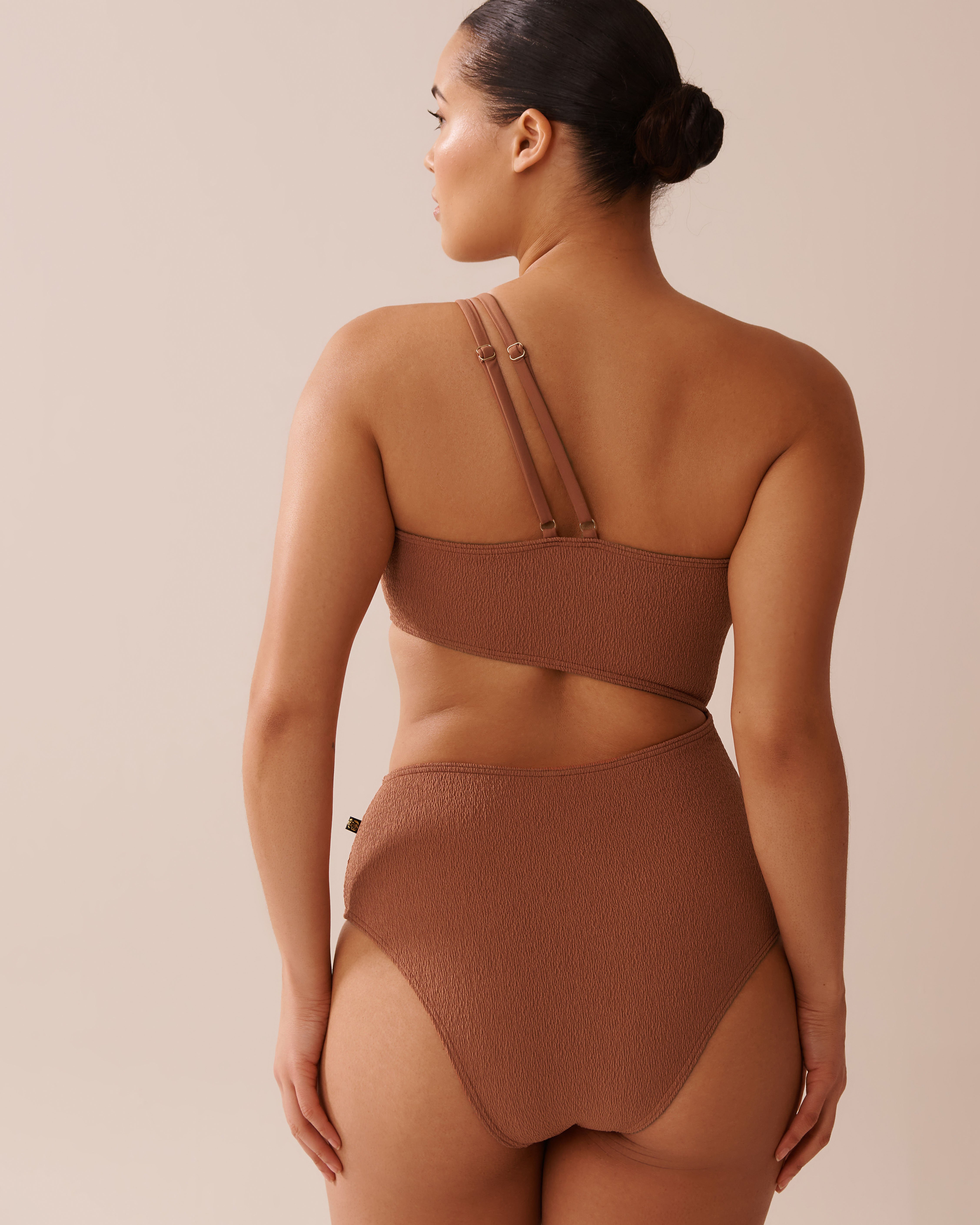 LA VIE EN ROSE AQUA TERRACOTTA Textured Cut-out One Shoulder One-piece Swimsuit Terracotta 70400161 - View4