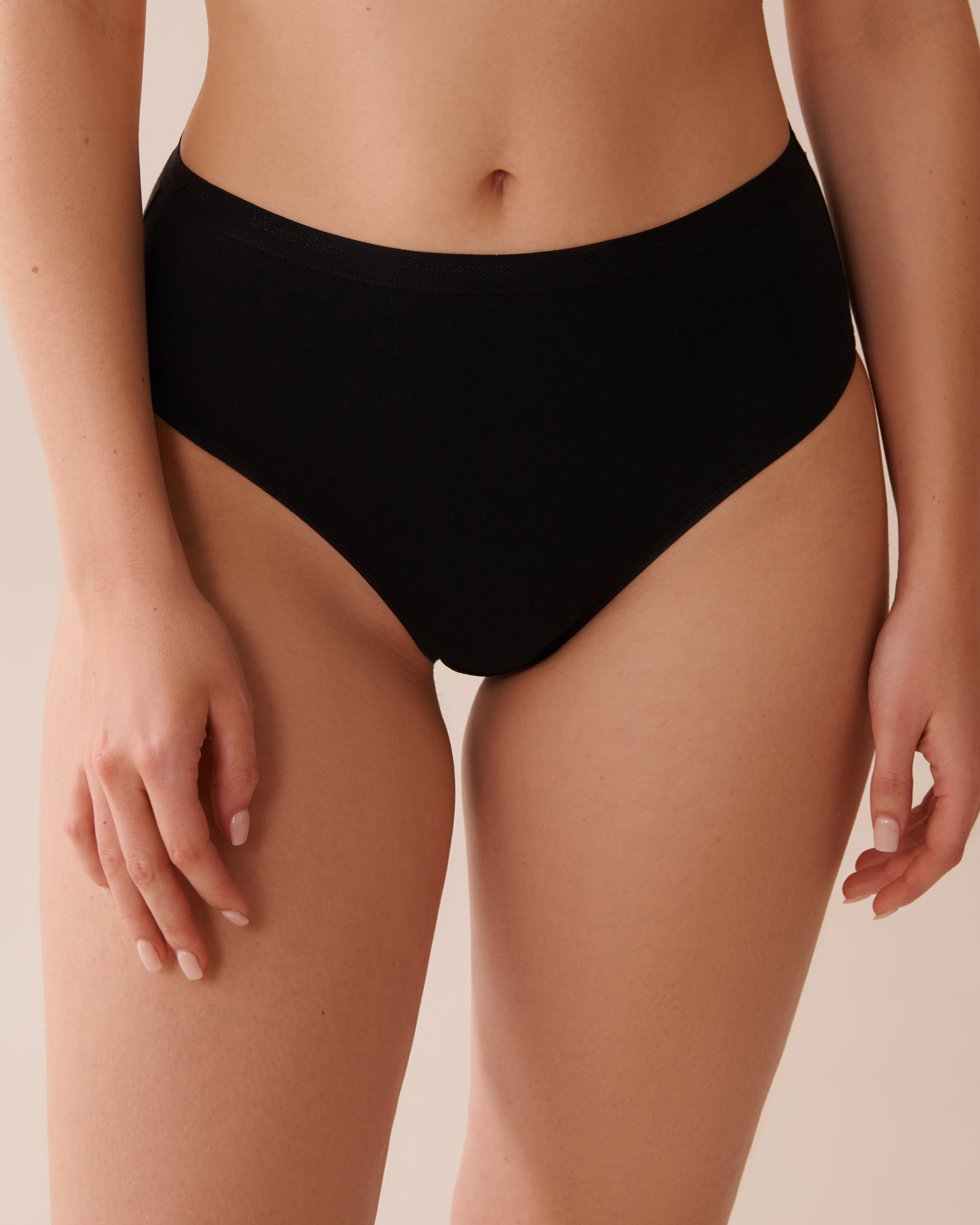 LA VIE EN ROSE Cotton High Waist Bikini Panty Black 633-212-1-00 - View1