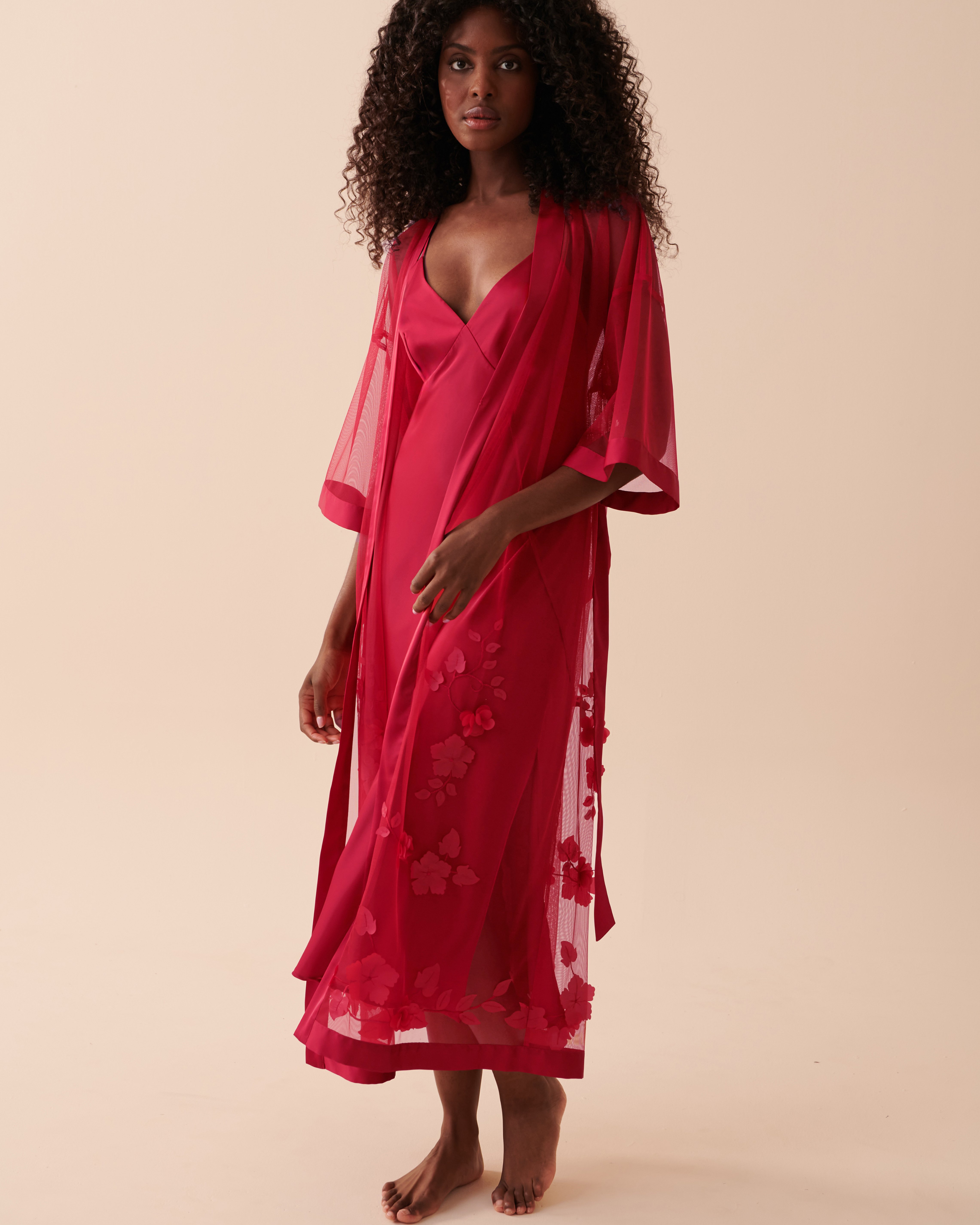 LA VIE EN ROSE Long Sheer Mesh Floral Kimono Jingle Red 60600062 - View4