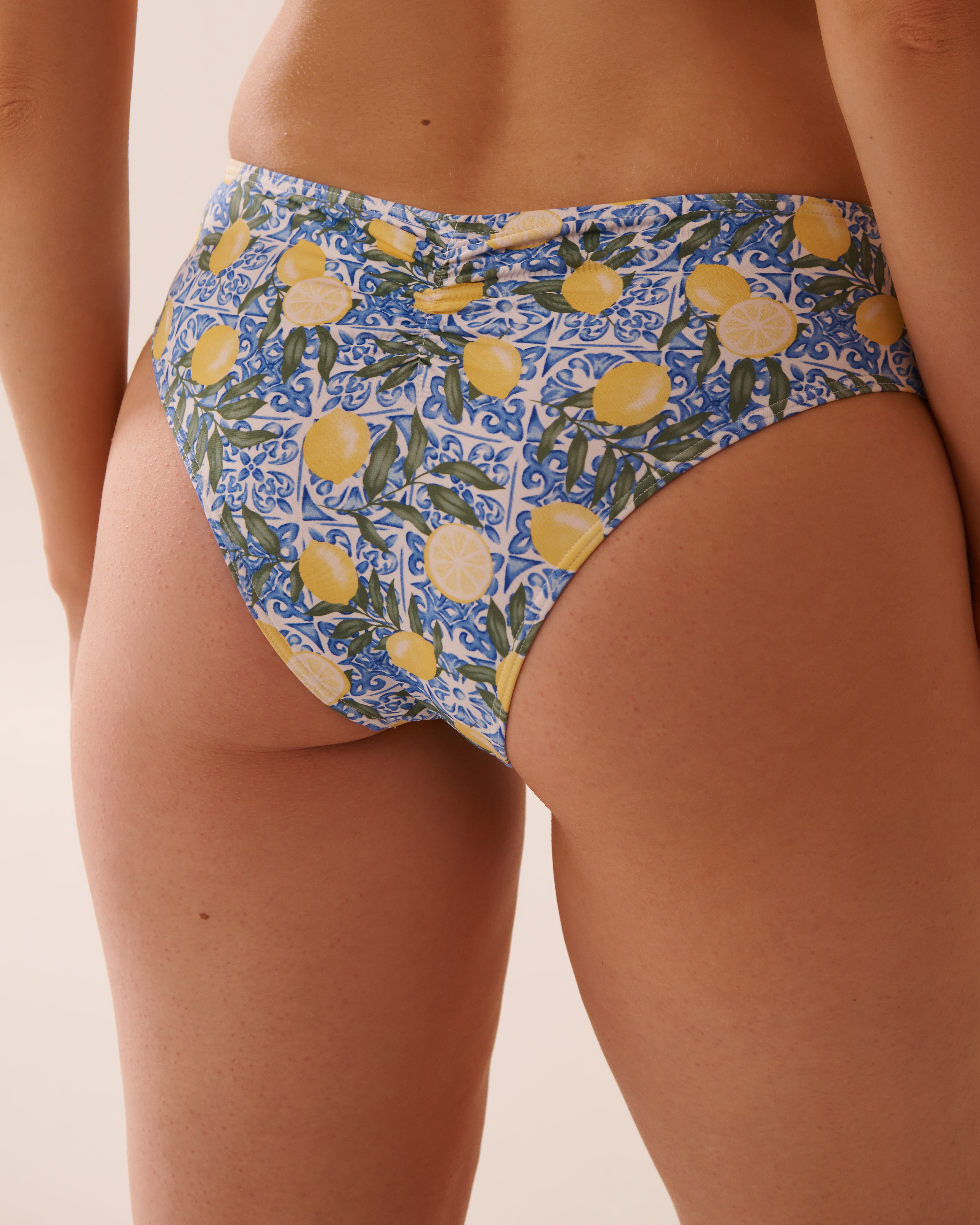 LA VIE EN ROSE AQUA Bas de bikini cheeky taille mi-haute LEMON TILE Mosaïque citron 70300706 - Voir5