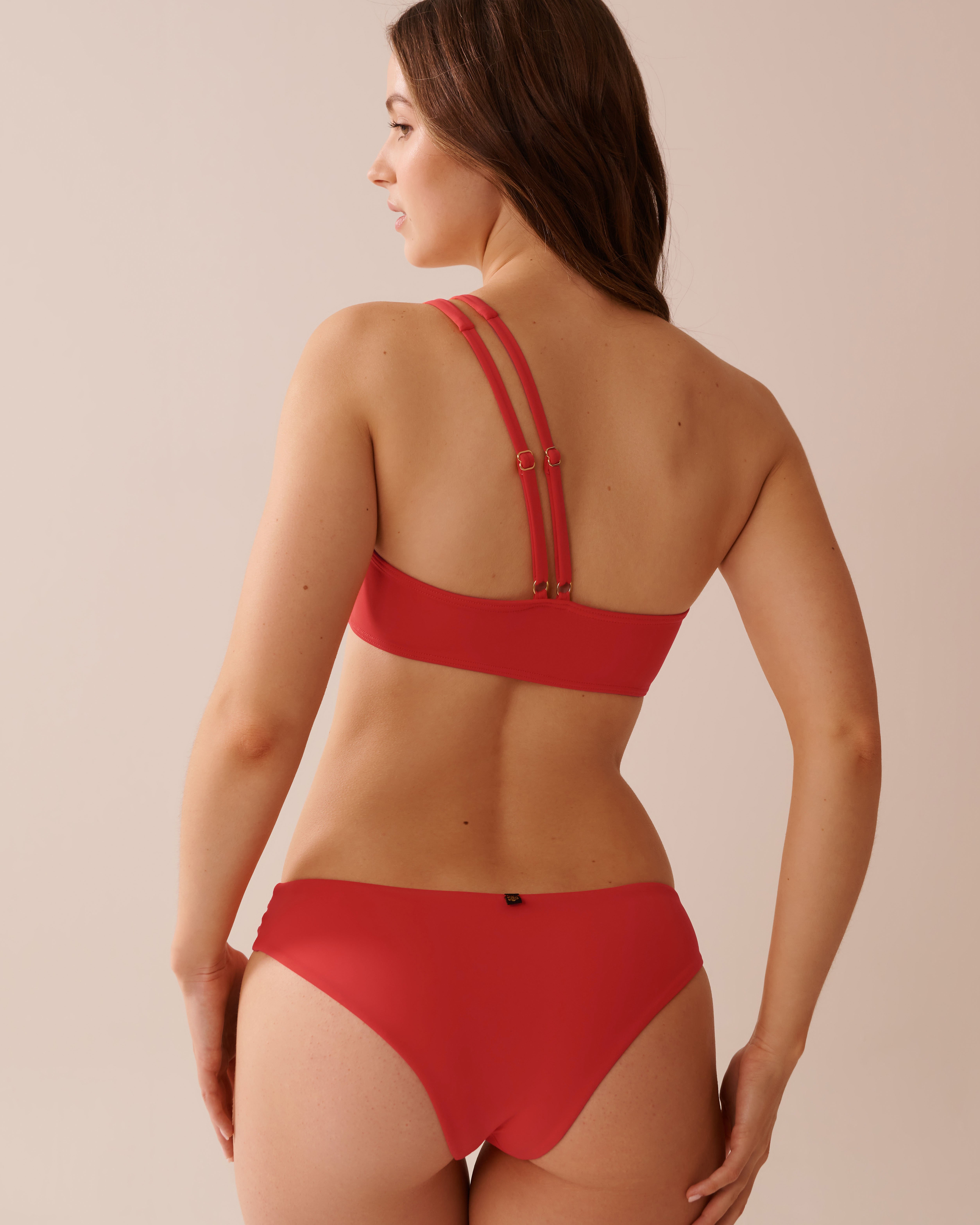 LA VIE EN ROSE AQUA Haut de bikini bandeau épaule dénudée en fibres recyclées HIBISCUS Rouge hibiscus 70100749 - Voir2