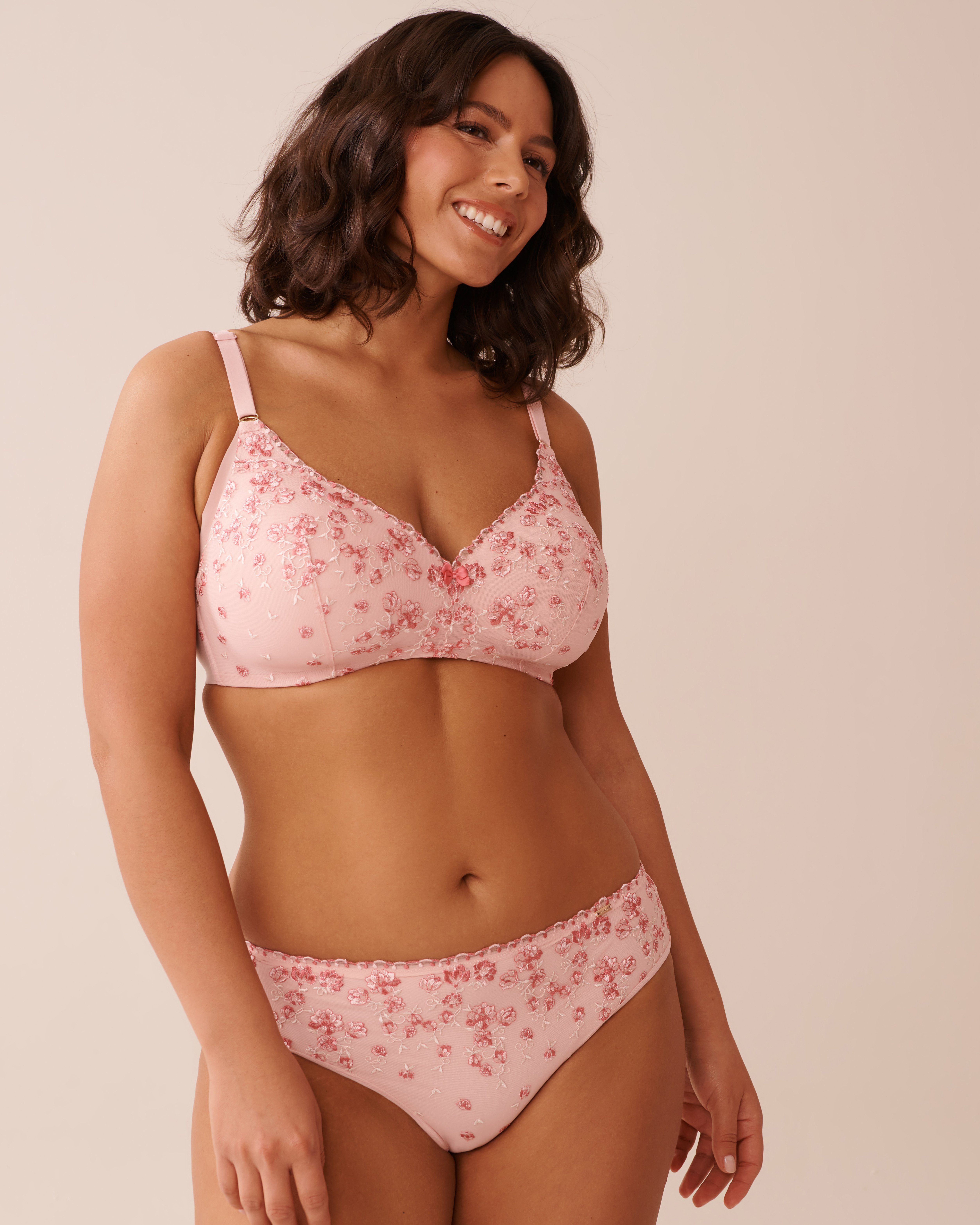 LA VIE EN ROSE Microfiber and Mesh Sleek Back Bikini Panty Pink Flowers 20300396 - View3