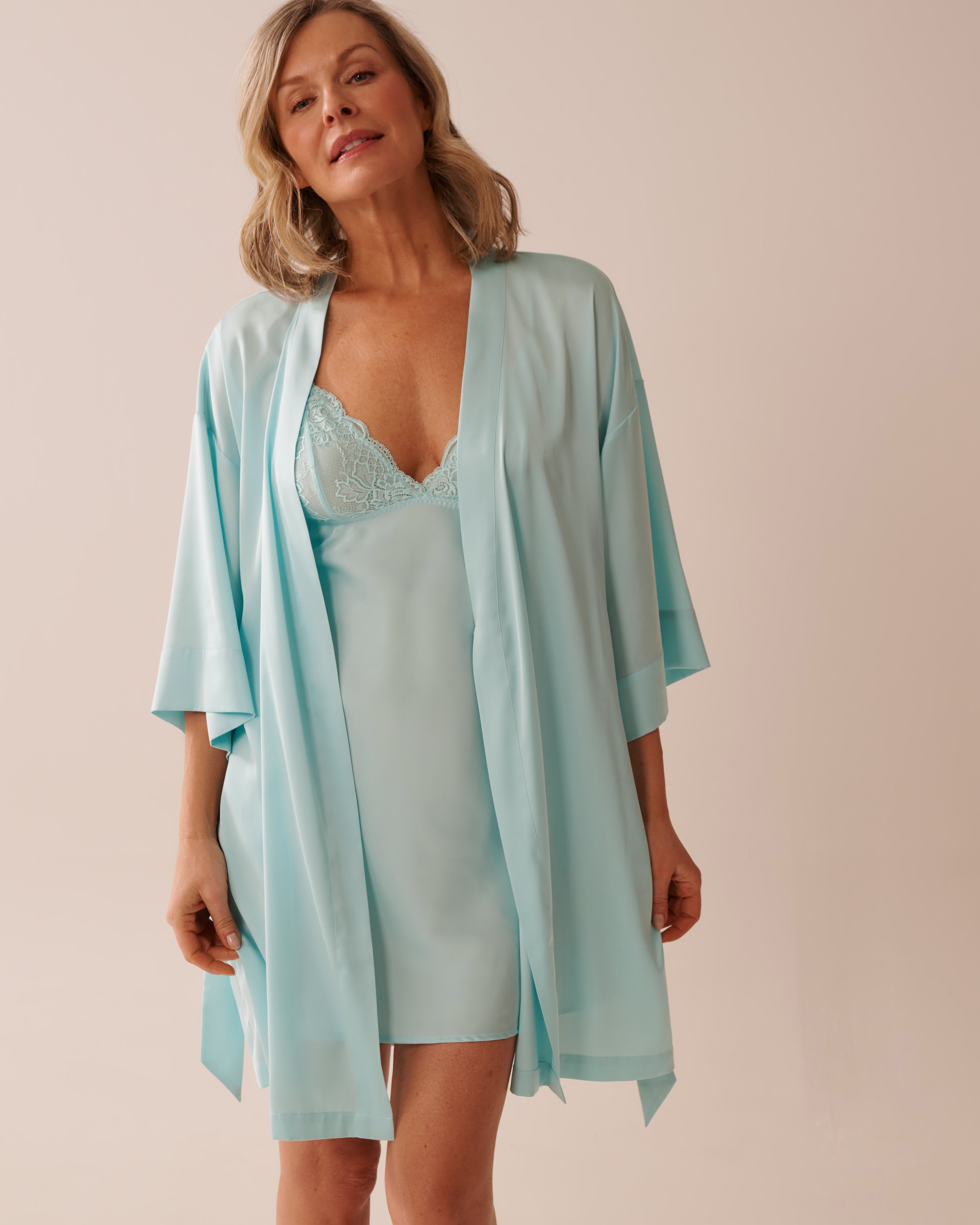 LA VIE EN ROSE Satin Kimono Turquoise 60600094 - View6