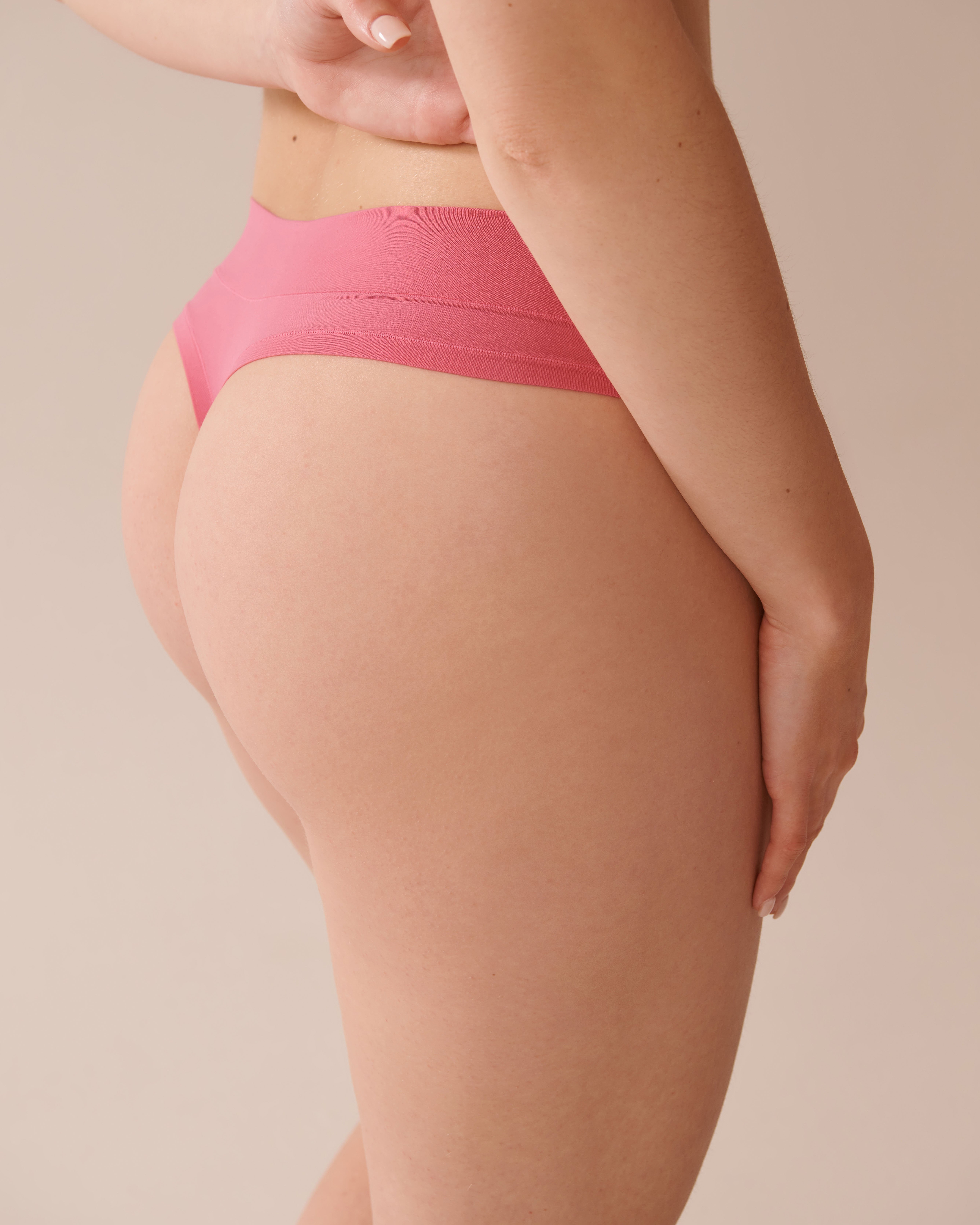 LA VIE EN ROSE Perfect Fit Thong Panty Watermelon Pink 20200626 - View2