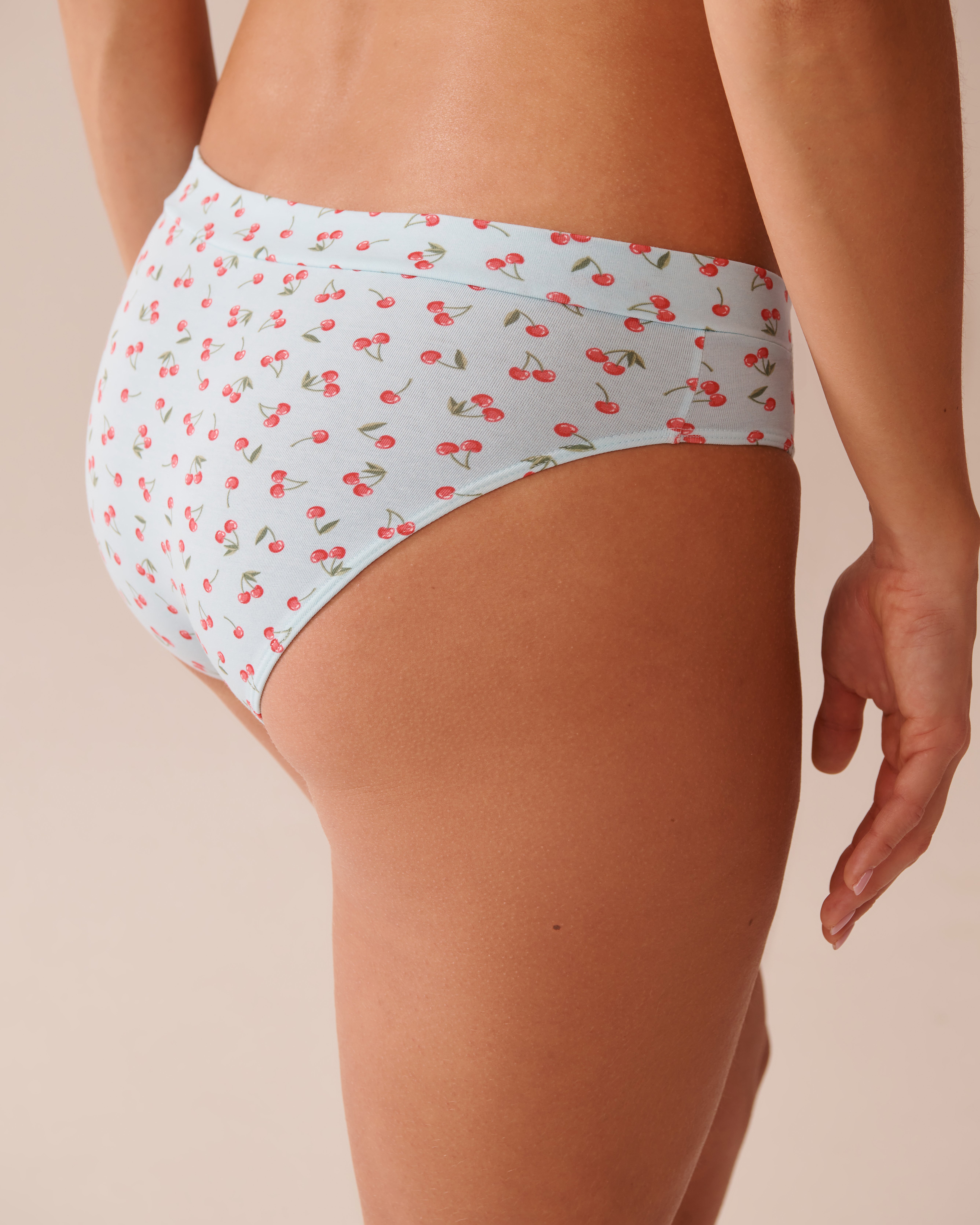 LA VIE EN ROSE Cotton Bikini Panty Pale Blue/Cherry 20100588 - View2