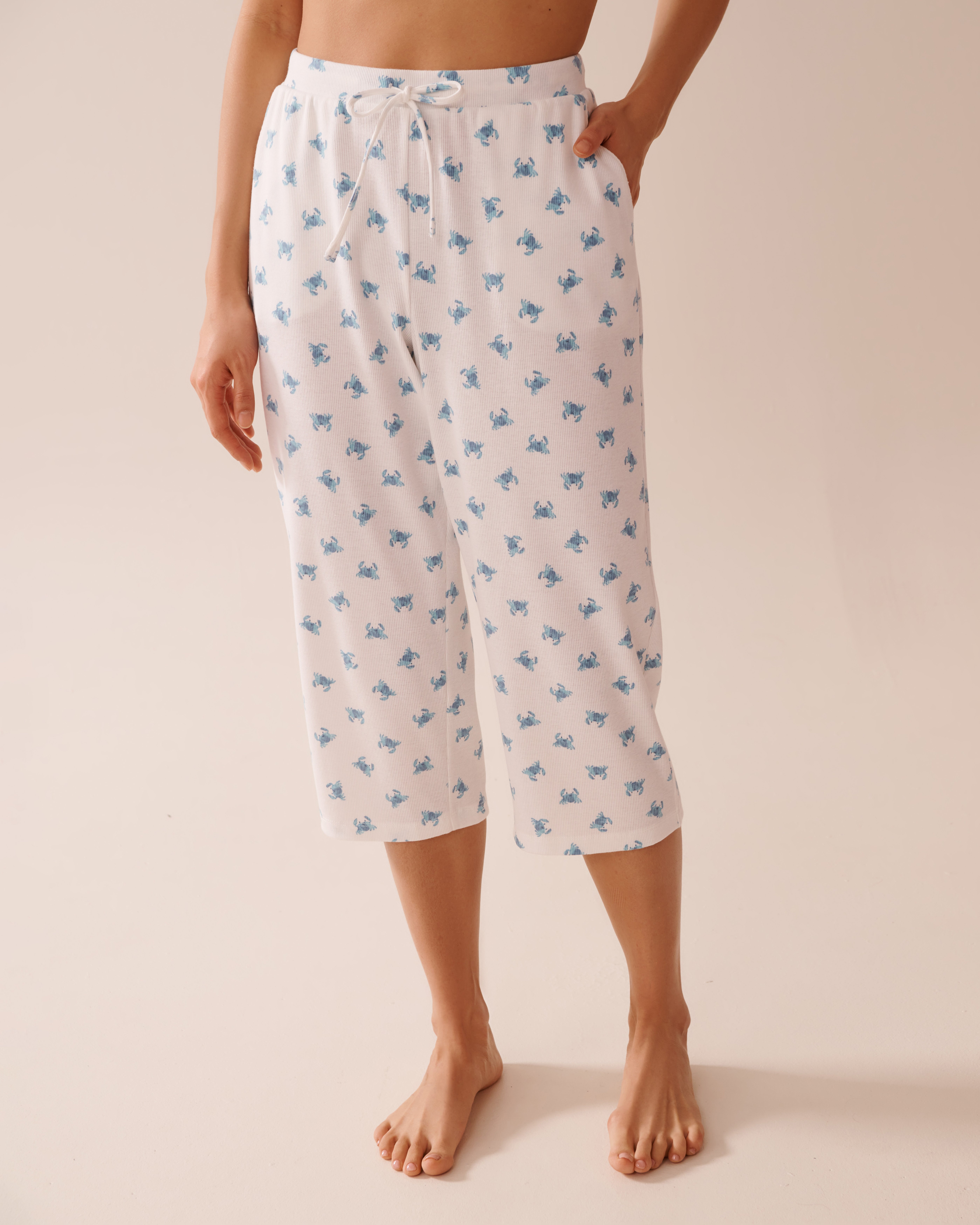 LA VIE EN ROSE Capri de pyjama côtelé imprimé crabe Blanc/Crabe 40200721 - Voir1