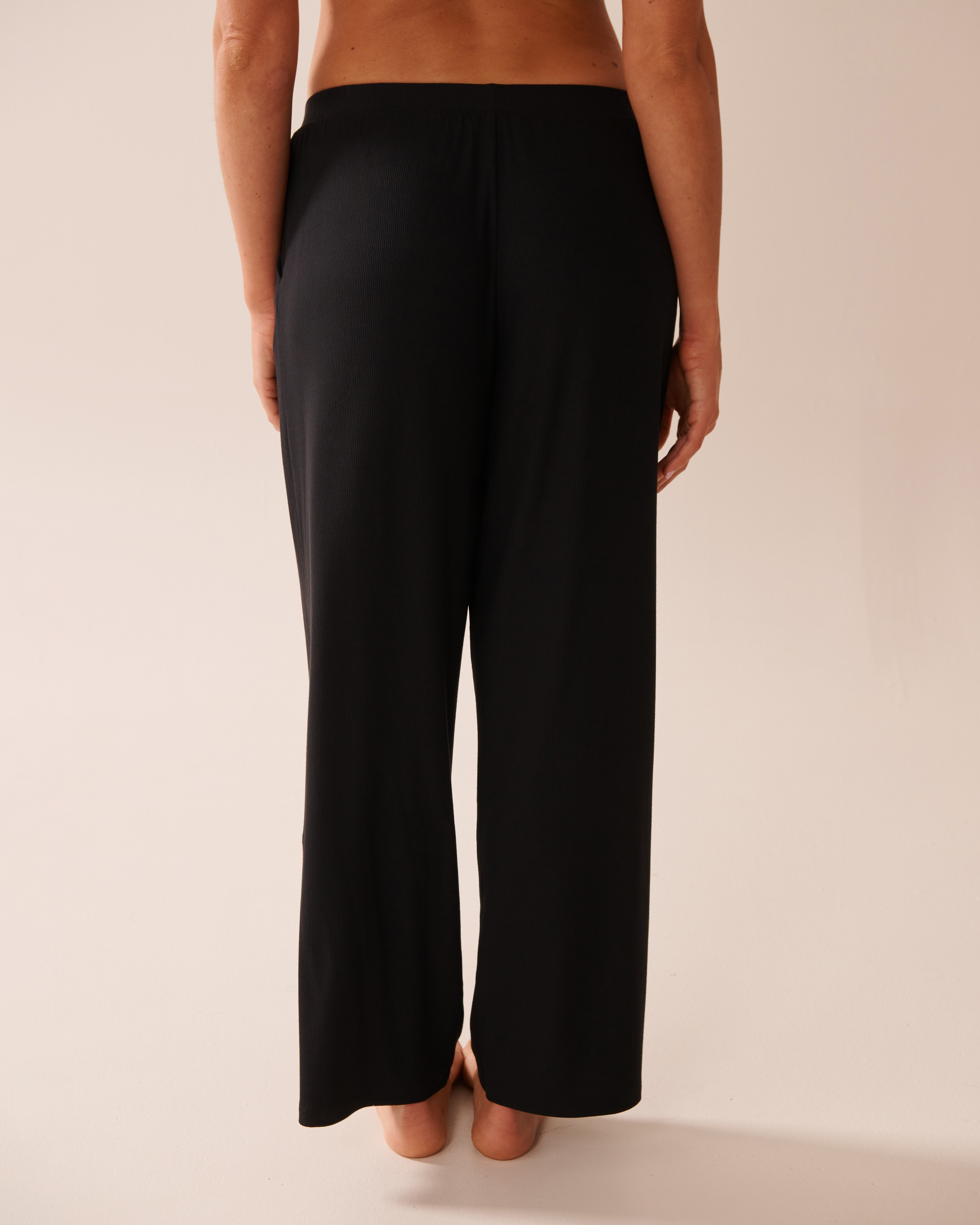 LA VIE EN ROSE Ribbed Modal Pants Black 60200131 - View2