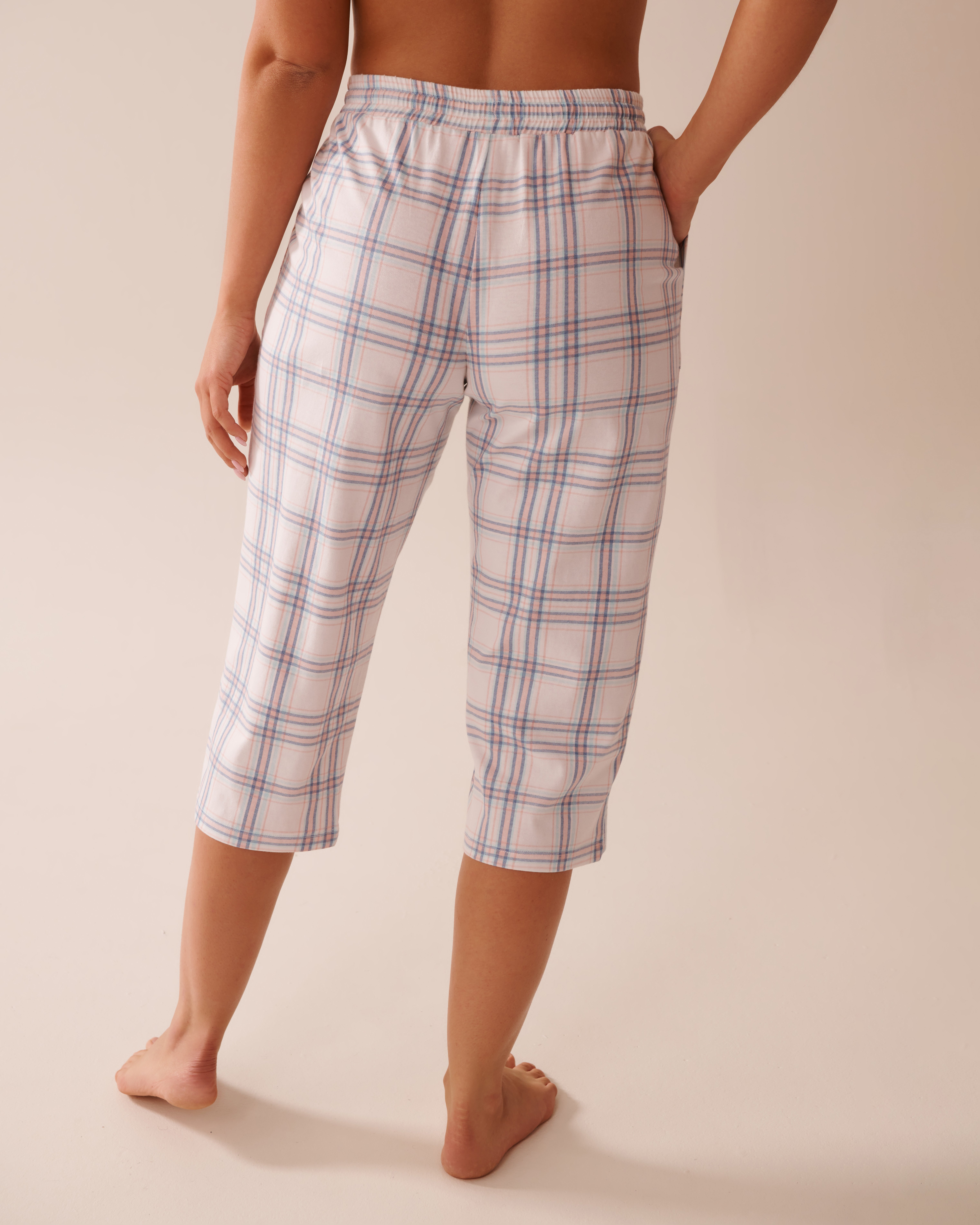 LA VIE EN ROSE Capri de pyjama en coton carreaux pêche Rayures bleues et pêche 40200713 - View2