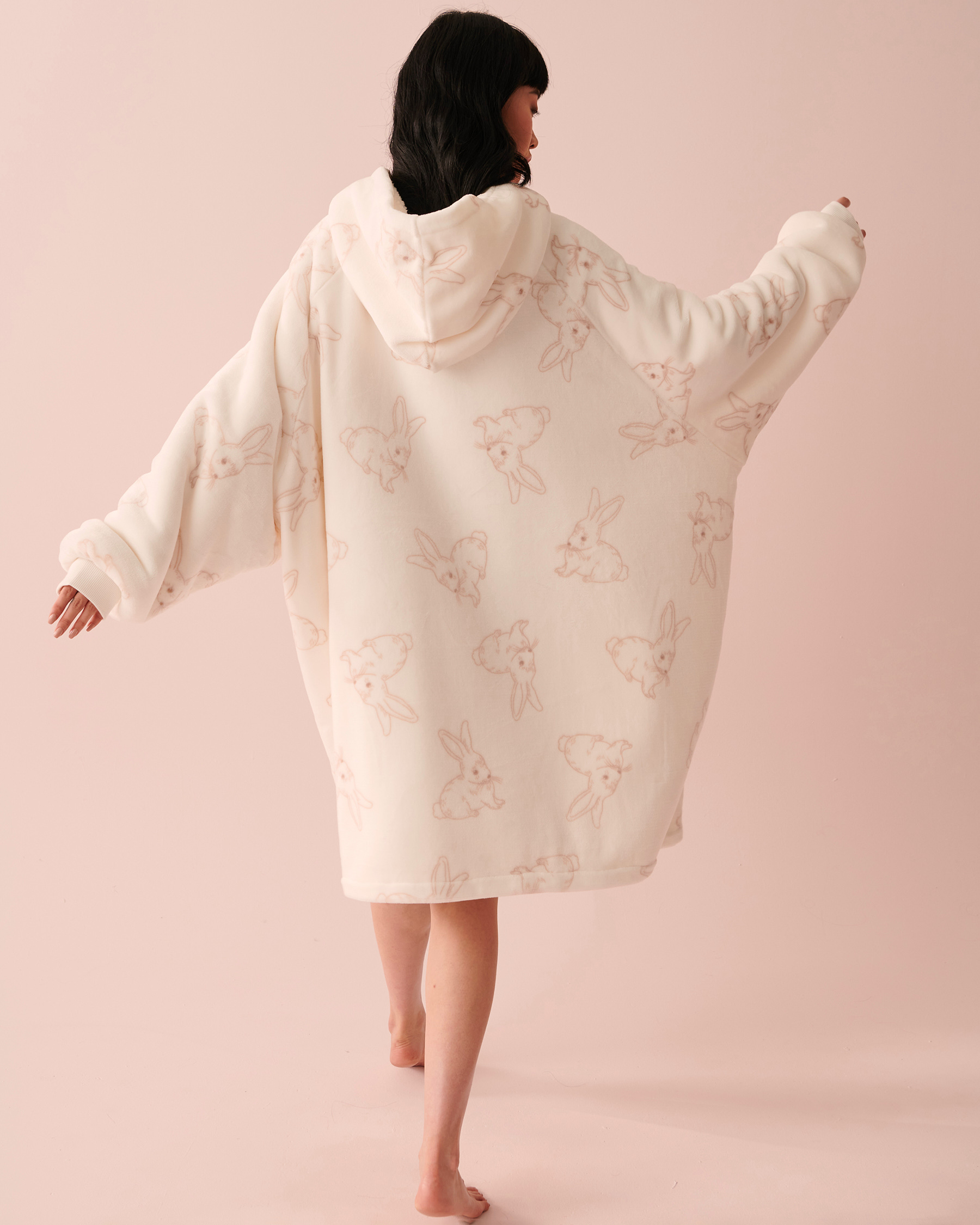 Soft Plush Oversized Hoodie - Little bunny | la Vie en Rose