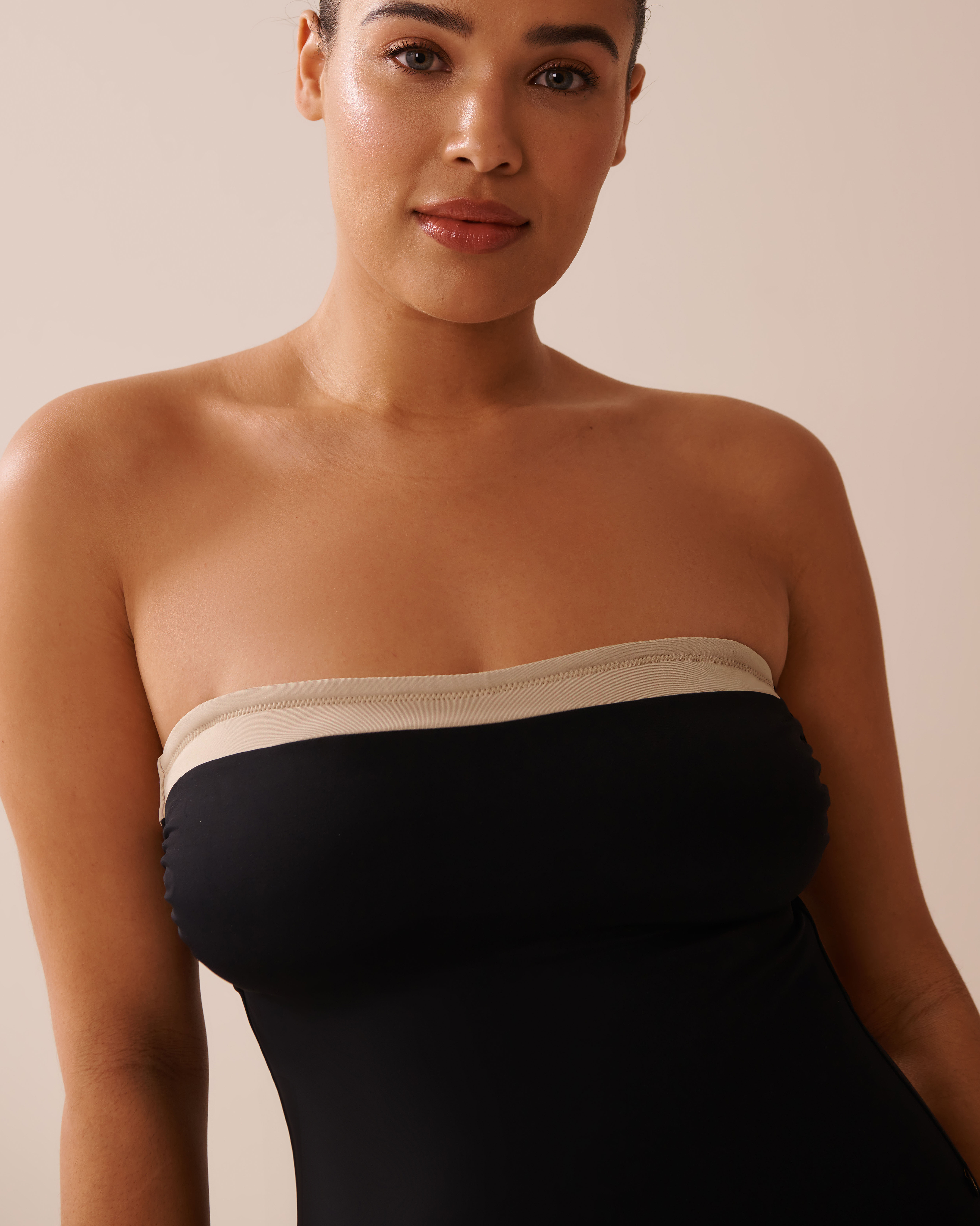 Maillot une-pièce bandeau maintien intégré JULIA