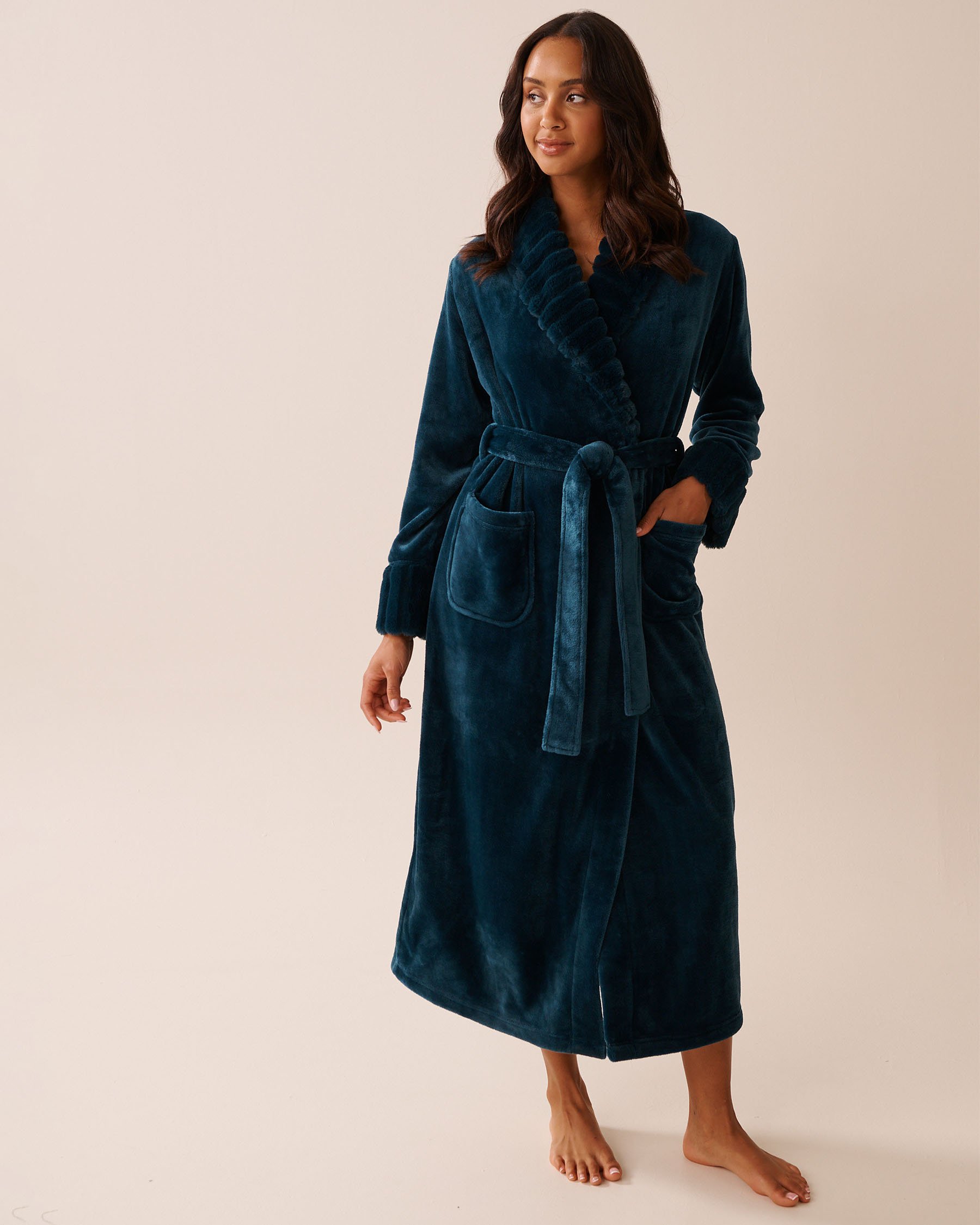 Robe de chambre longue en peluche douce et fausse fourrure