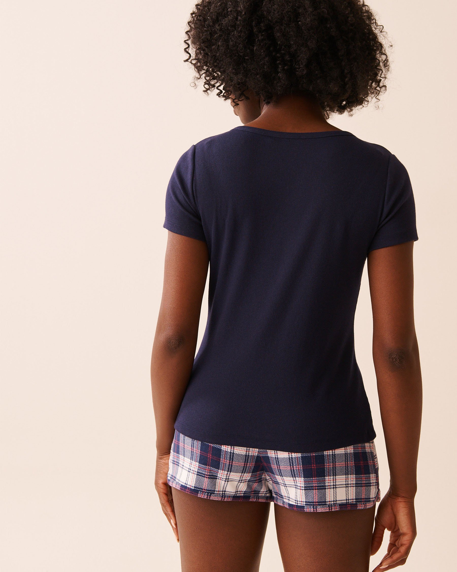 Ribbed Henley T-shirt