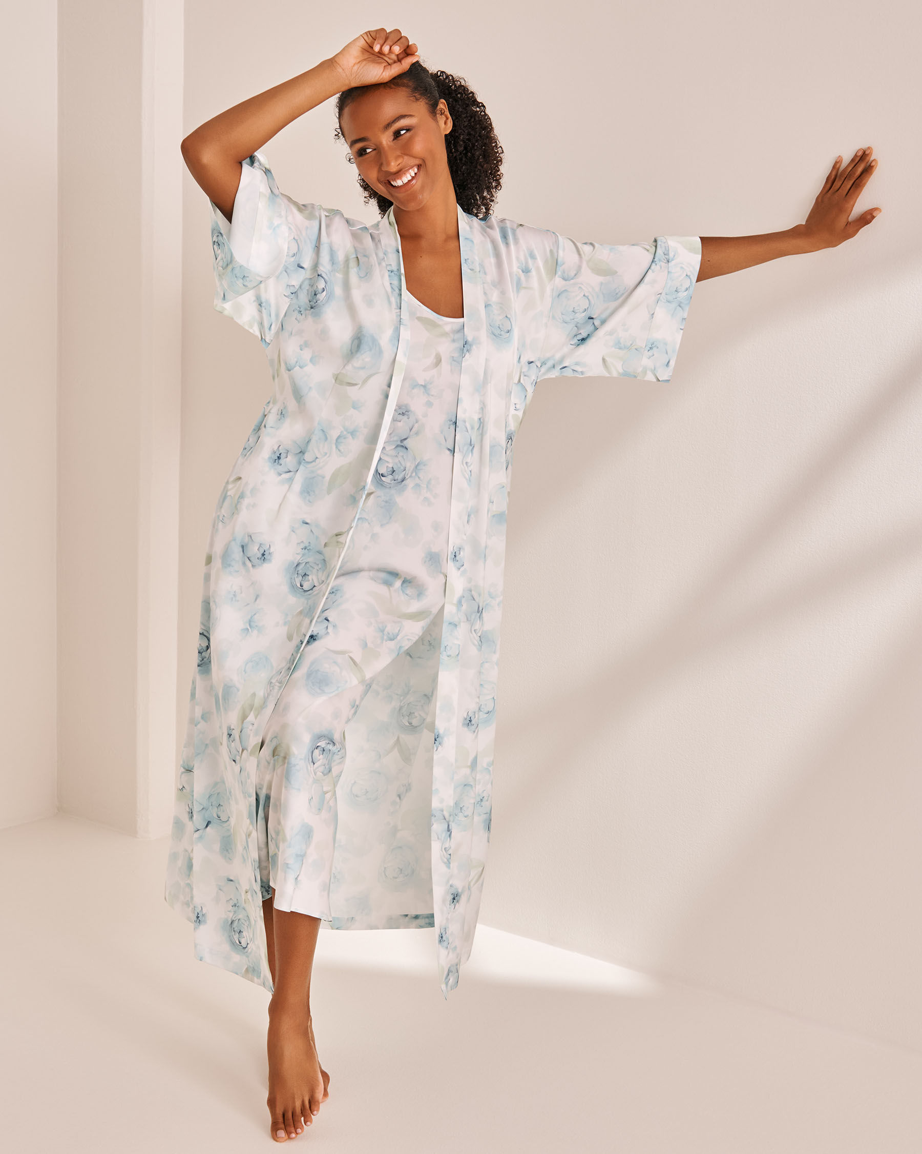 Blue Rose Print Long Satin Kimono