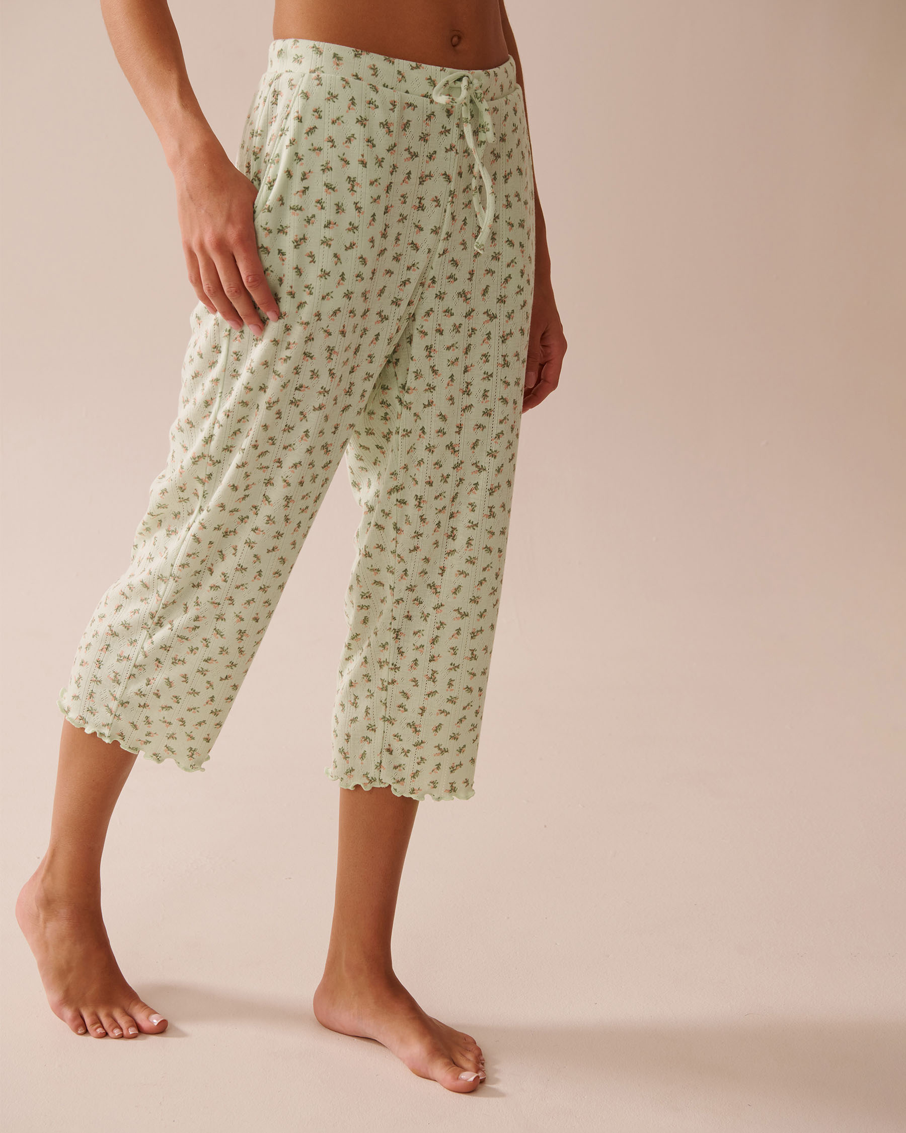 Ditsy Floral Print Lettuce Edge Pointelle Pajama Capris