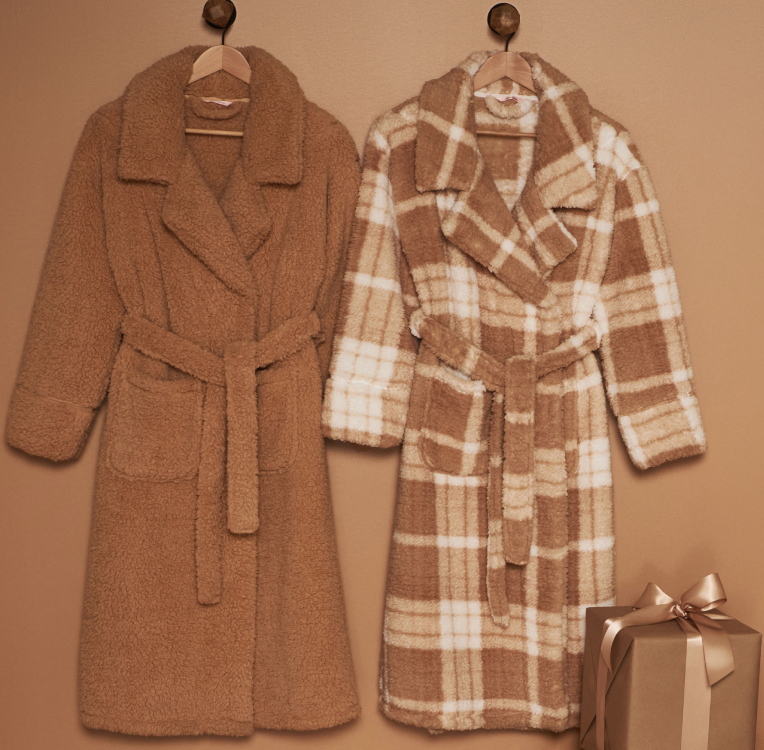 pj-sets-en.jpg