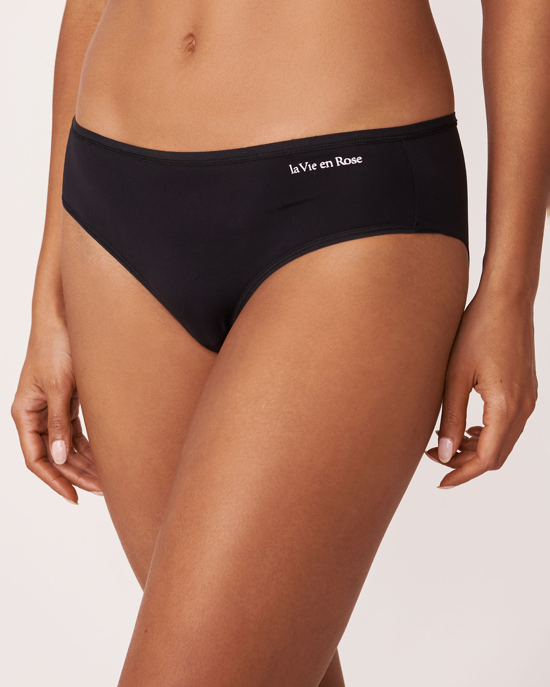 LA VIE EN ROSE Microfiber Sleek Back Bikini Panty Black 169-122-0-00 - View4