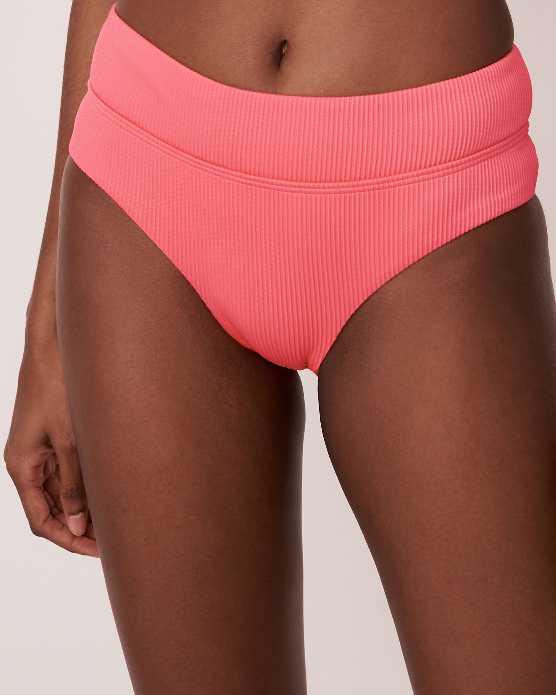LA VIE EN ROSE AQUA BRIGHT RIB Recycled Fibers Mid Waist Bikini Bottom Pink 70300055 - View1