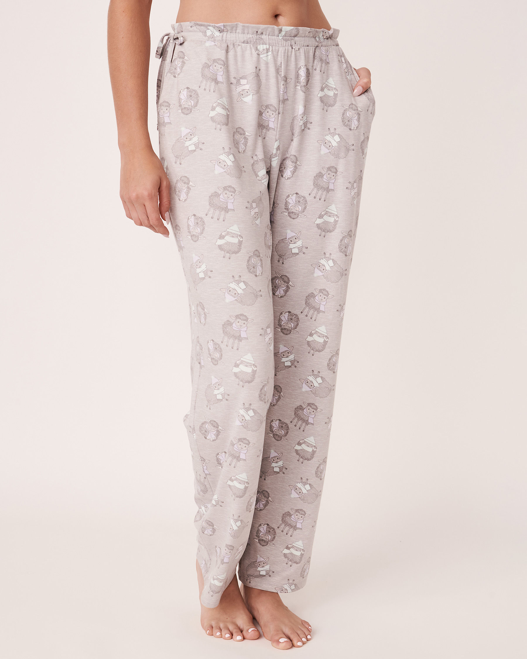 La Vie en Rose Pyjama Pant with Side Drawstring. 3