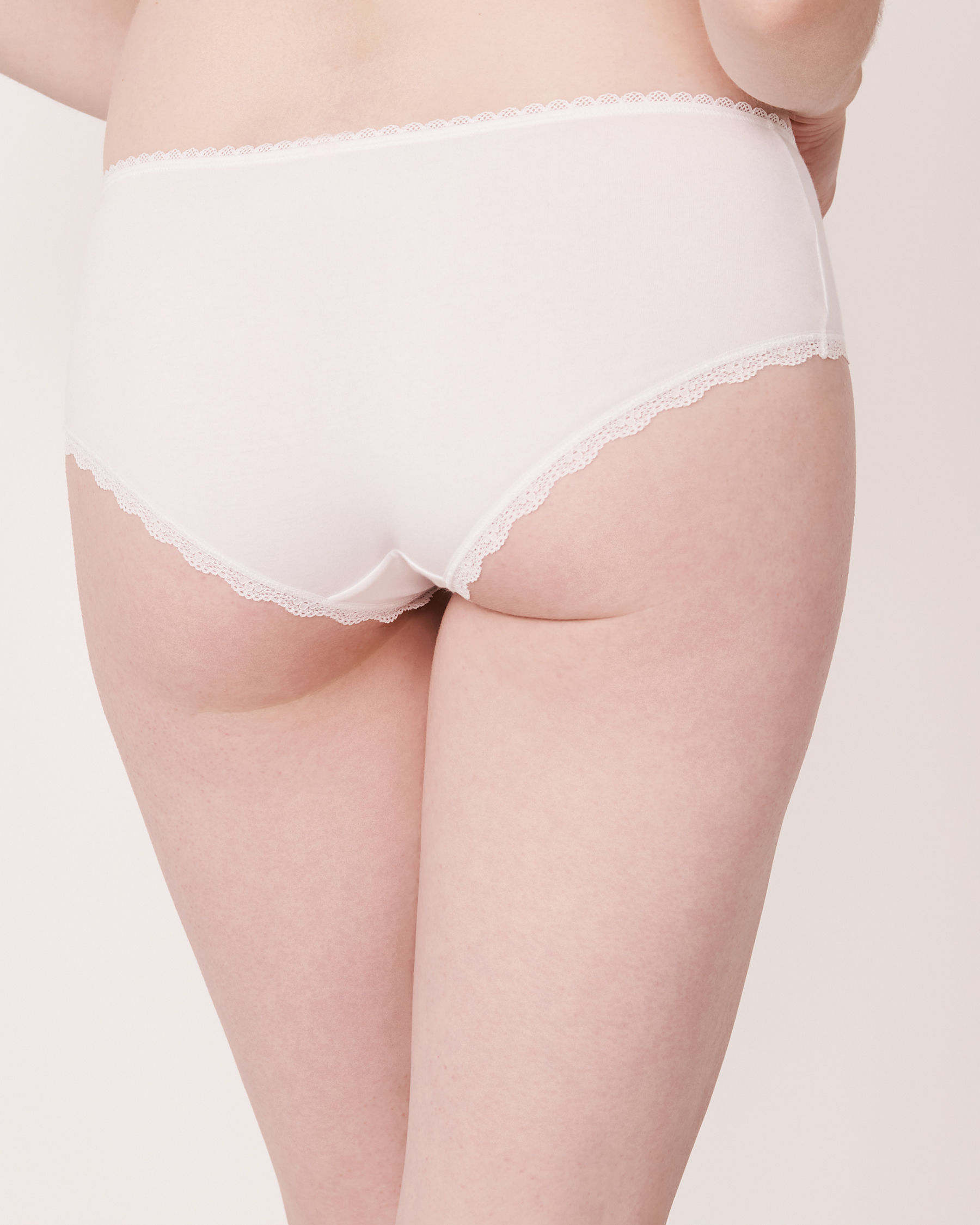 LA VIE EN ROSE Cotton and Lace Detail Hiphugger Panty White 891-213-0-00 - View2