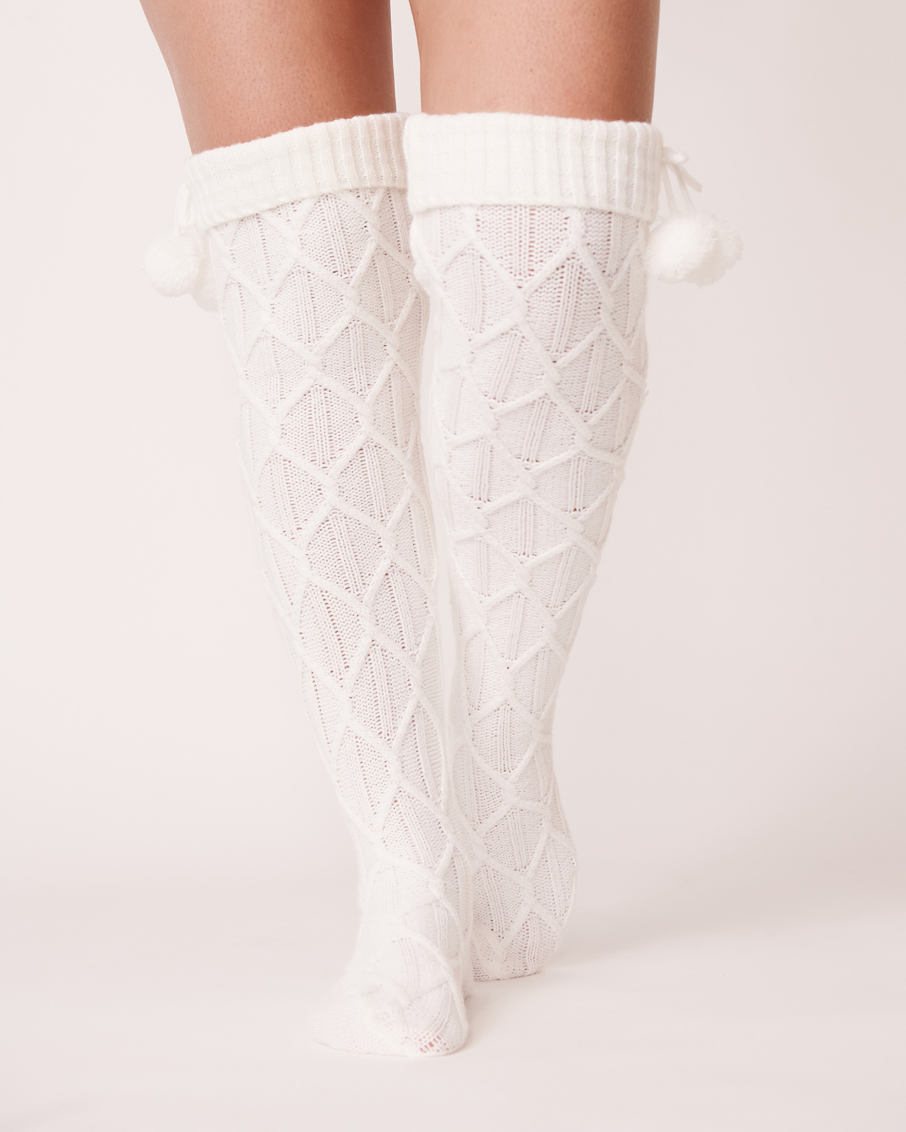 LA VIE EN ROSE Knitted Knee-high Socks Snow white 40700110 - View1