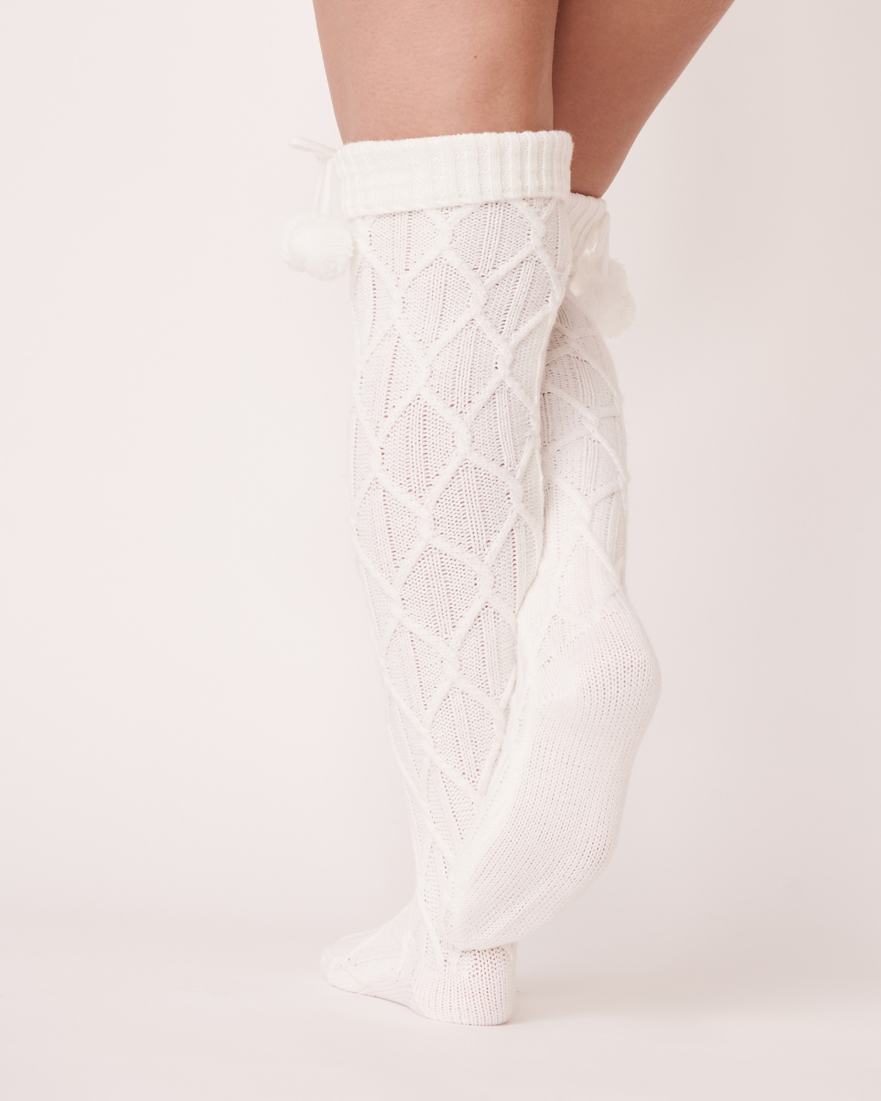 LA VIE EN ROSE Knitted Knee-high Socks Snow white 40700110 - View2