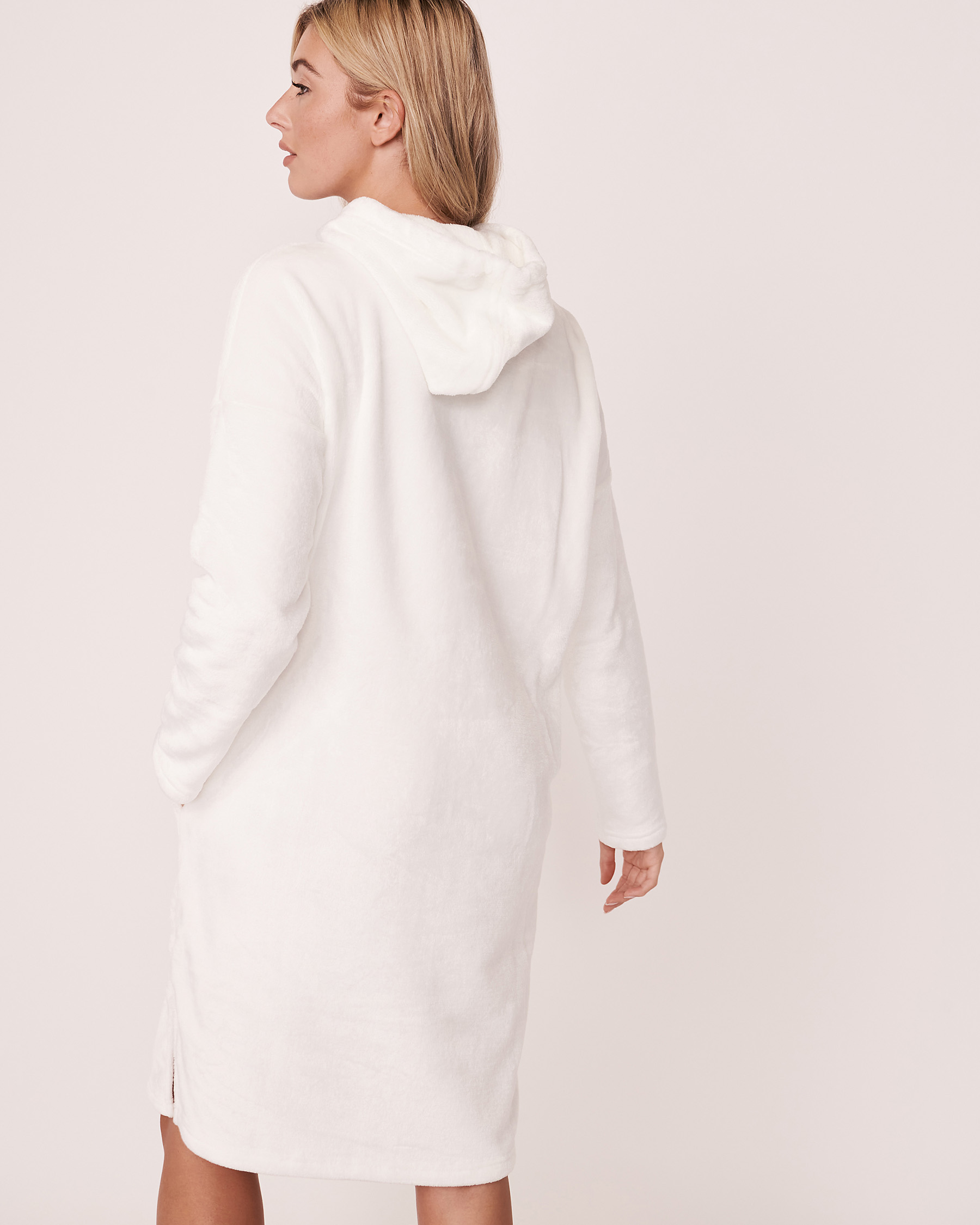 LA VIE EN ROSE Robe à capuchon en peluche renne 3D Blanc neige 40500121 - Voir2