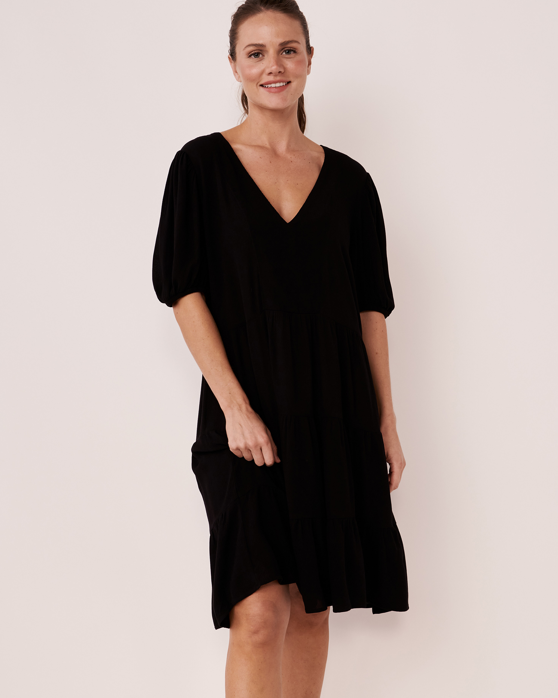 Dress with Puffy Sleeves - Black | la Vie en Rose