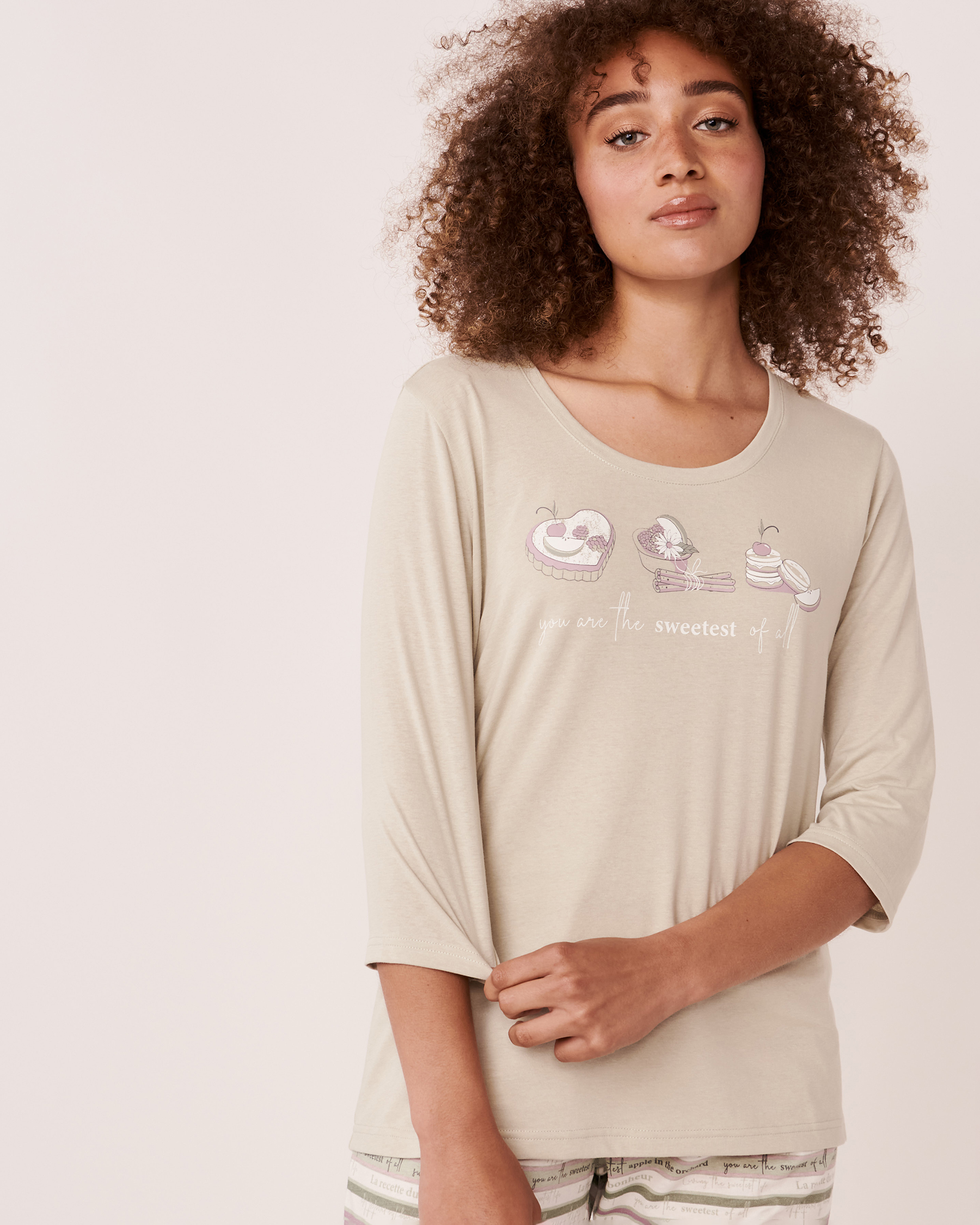 La Vie en Rose Cotton 3/4 Sleeve Scoop Neck Shirt. 1