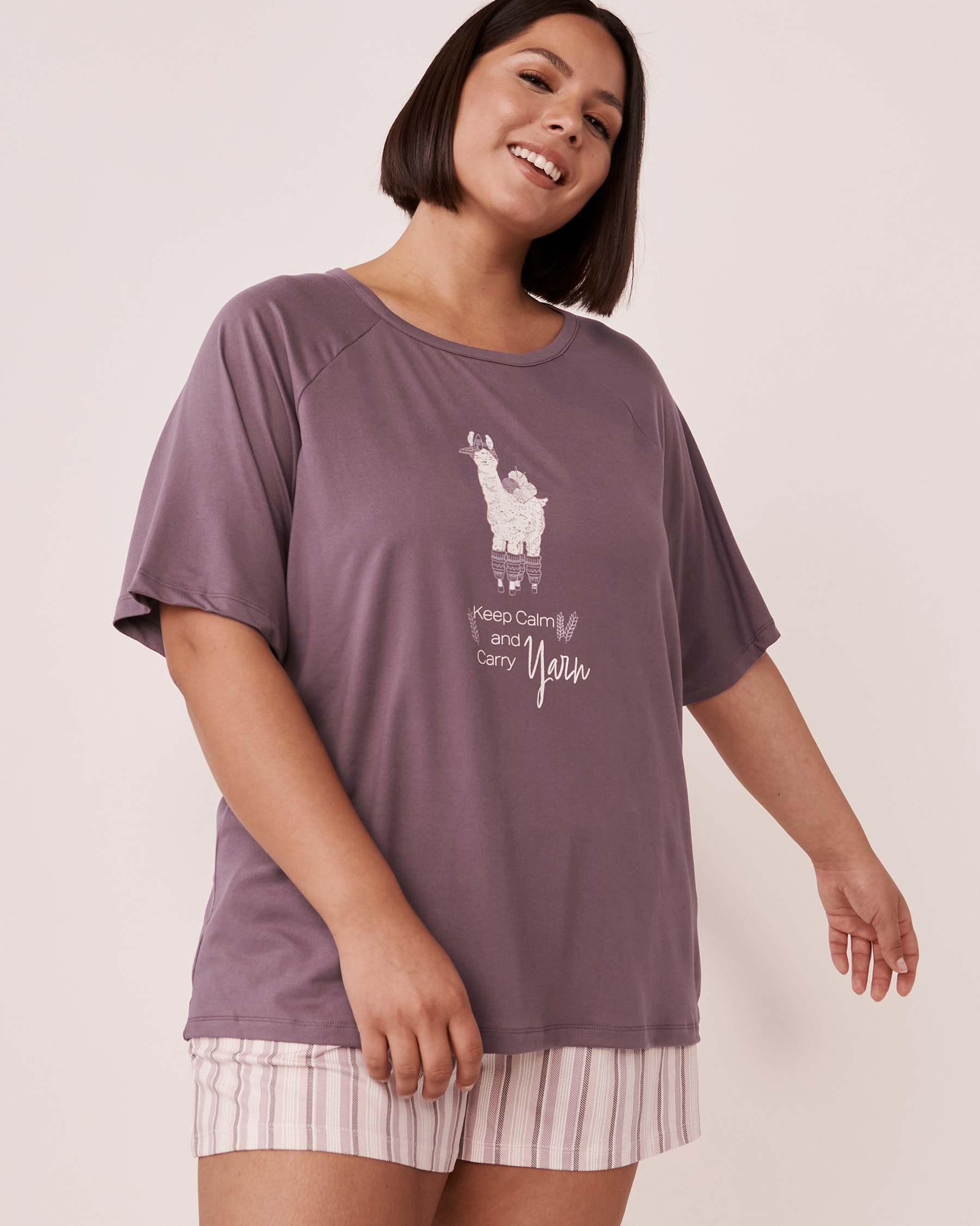 LA VIE EN ROSE Super Soft Raglan Sleeve Shirt Dark plum 40100326 - View4
